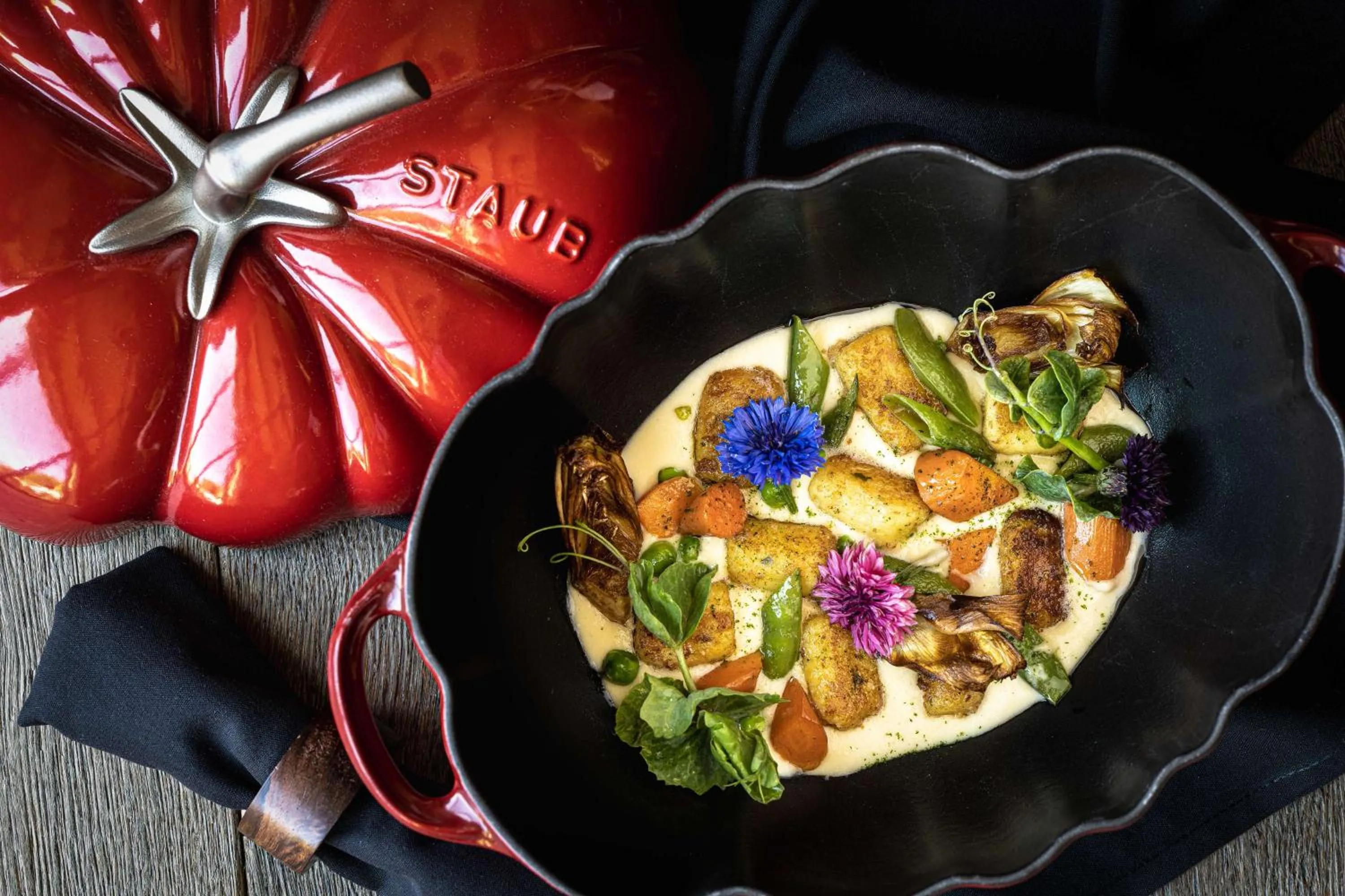 Restaurant/places to eat in Grand Reserve at The Meritage