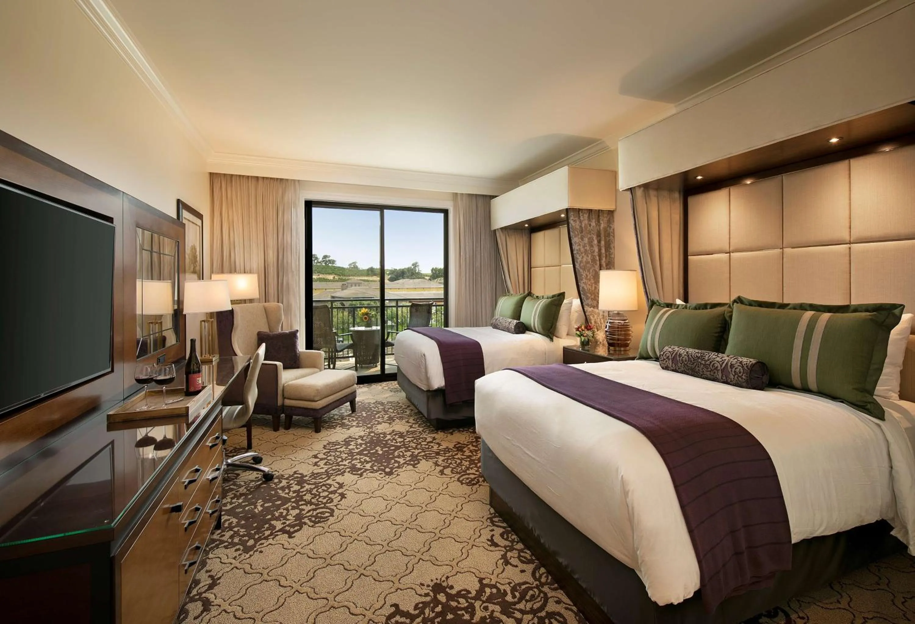 Bedroom, Bed in Grand Reserve at The Meritage