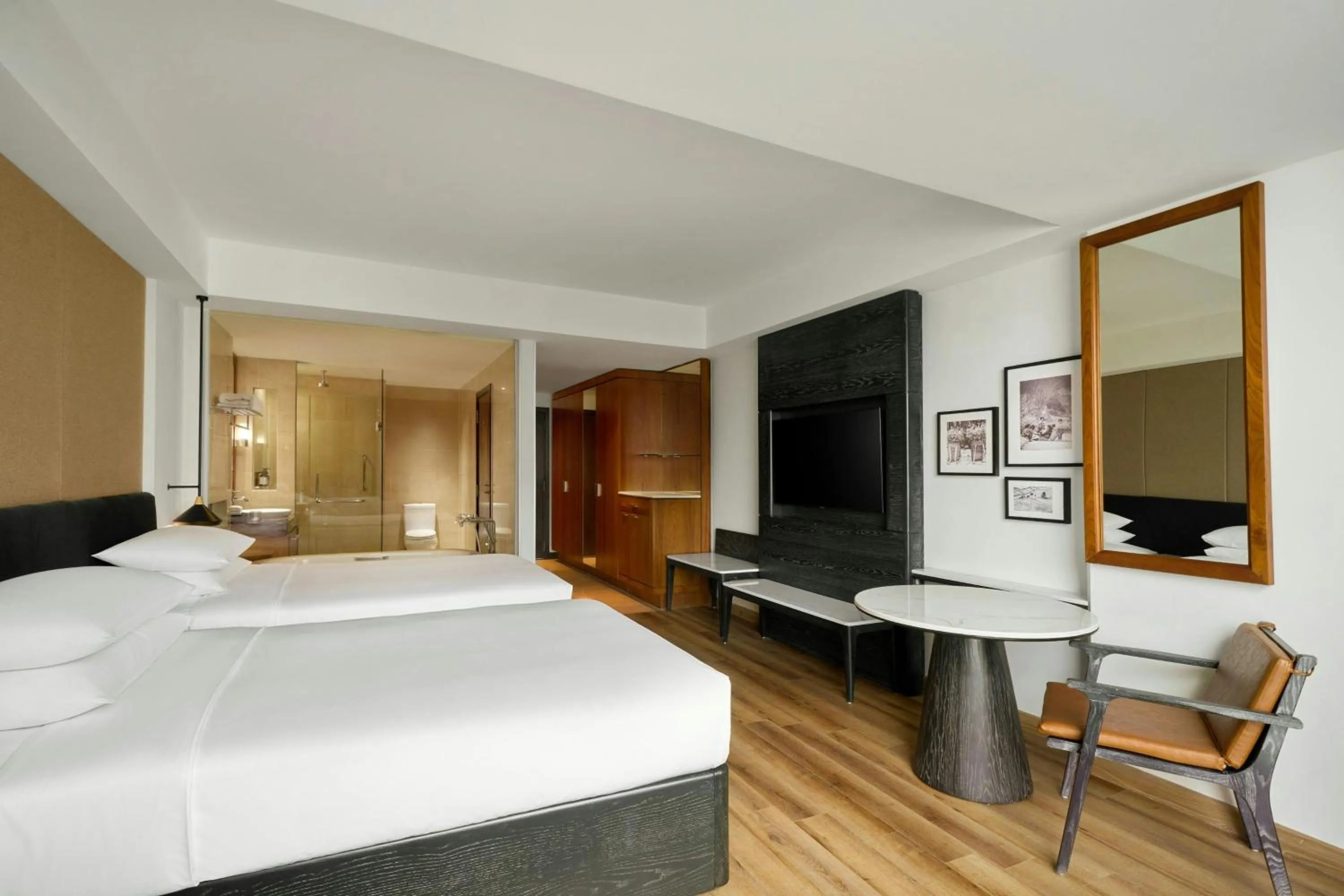 Photo of the whole room, Bed in Sheraton Hanoi West