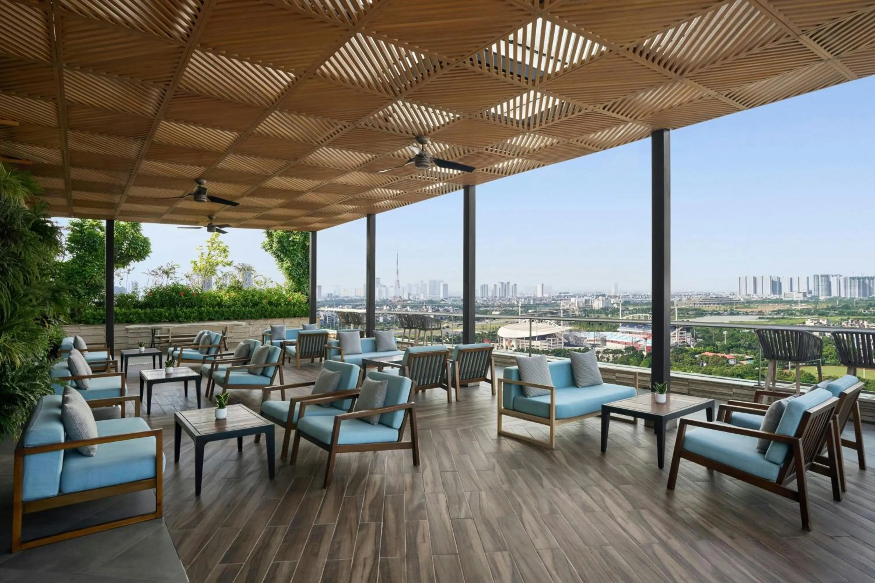 Lounge or bar in Sheraton Hanoi West