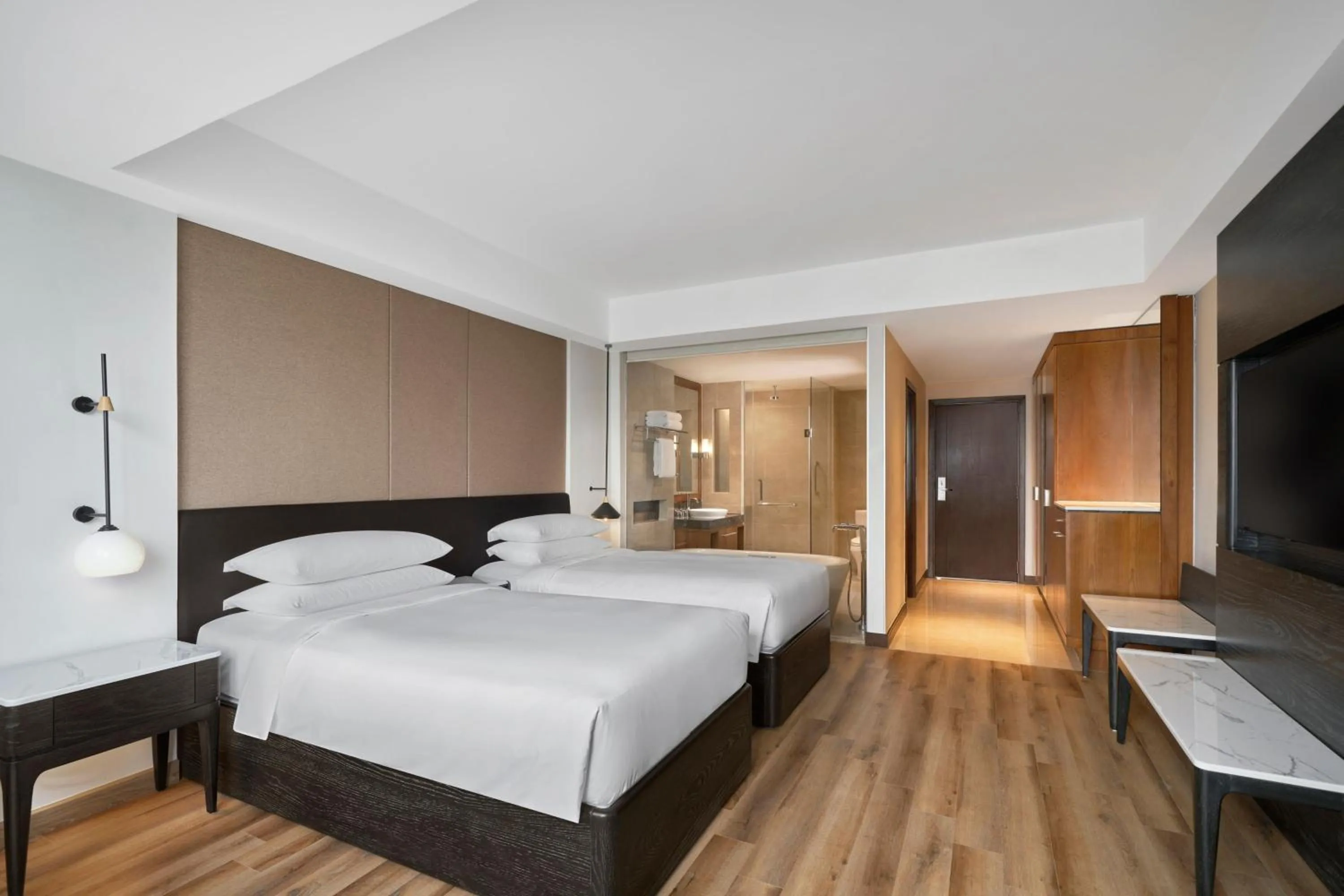 Photo of the whole room, Bed in Sheraton Hanoi West