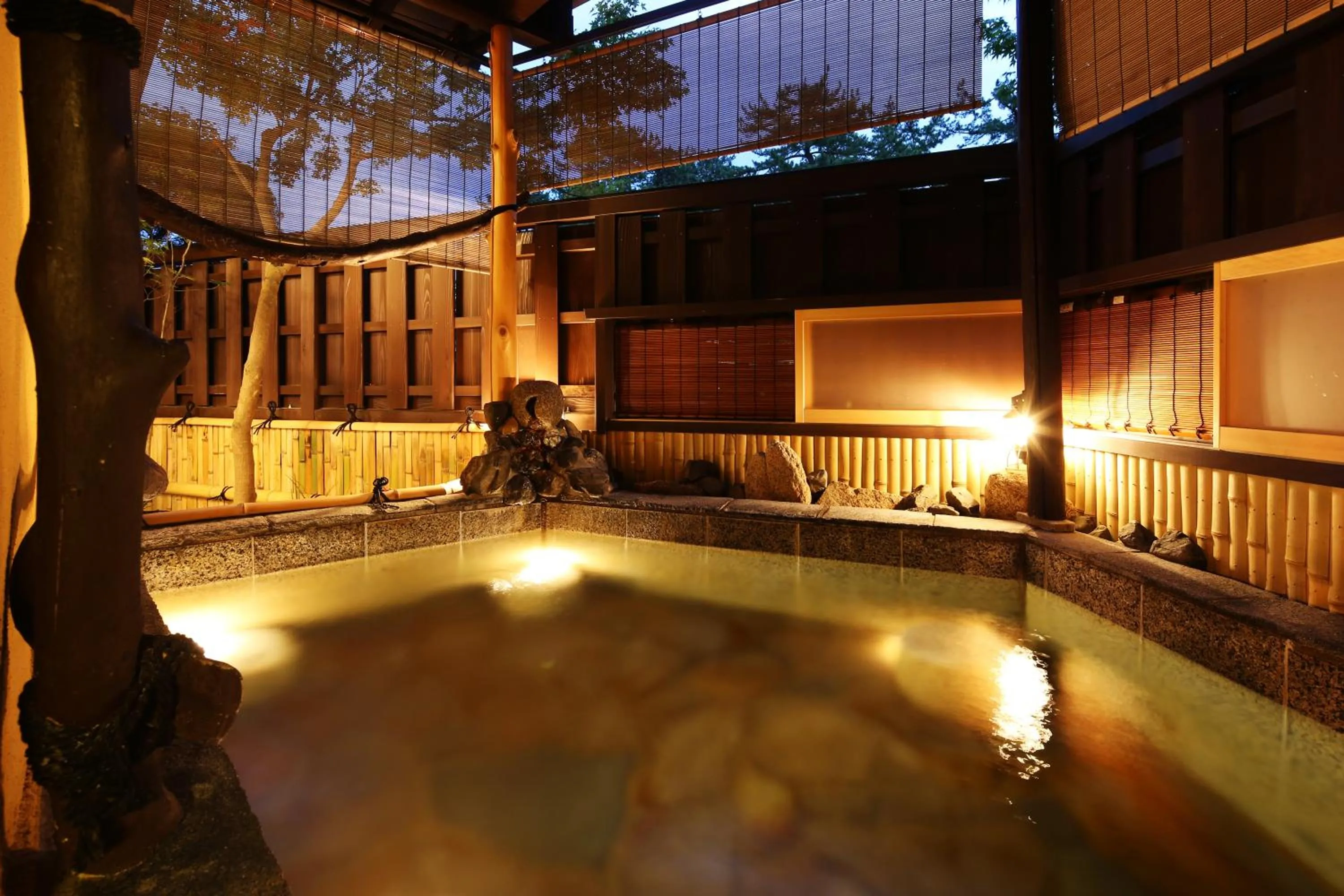 Hot Spring Bath in Taikyourou
