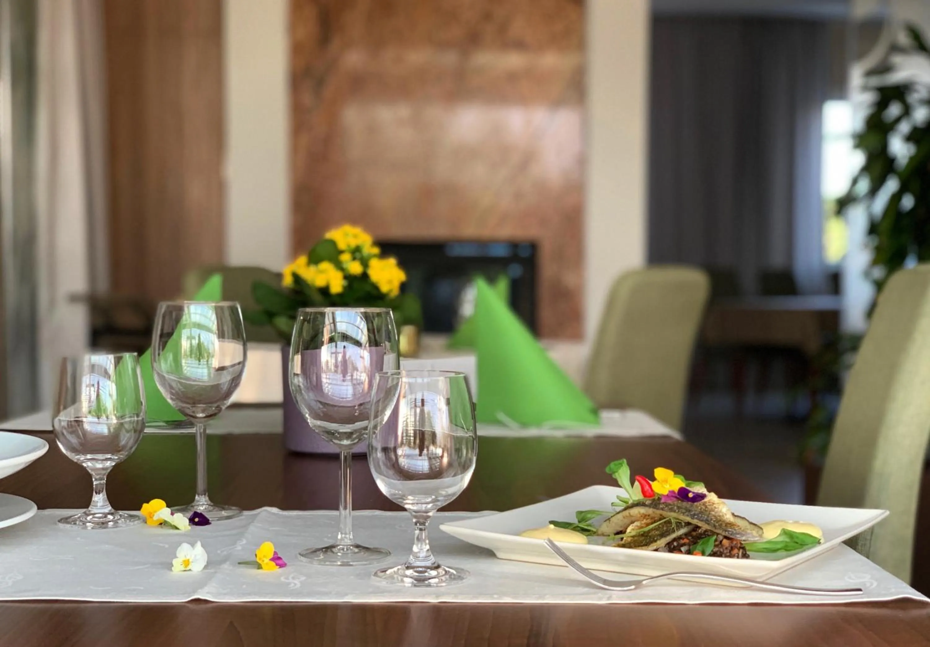 Restaurant/places to eat in Hotel Ponteo - Activity Park