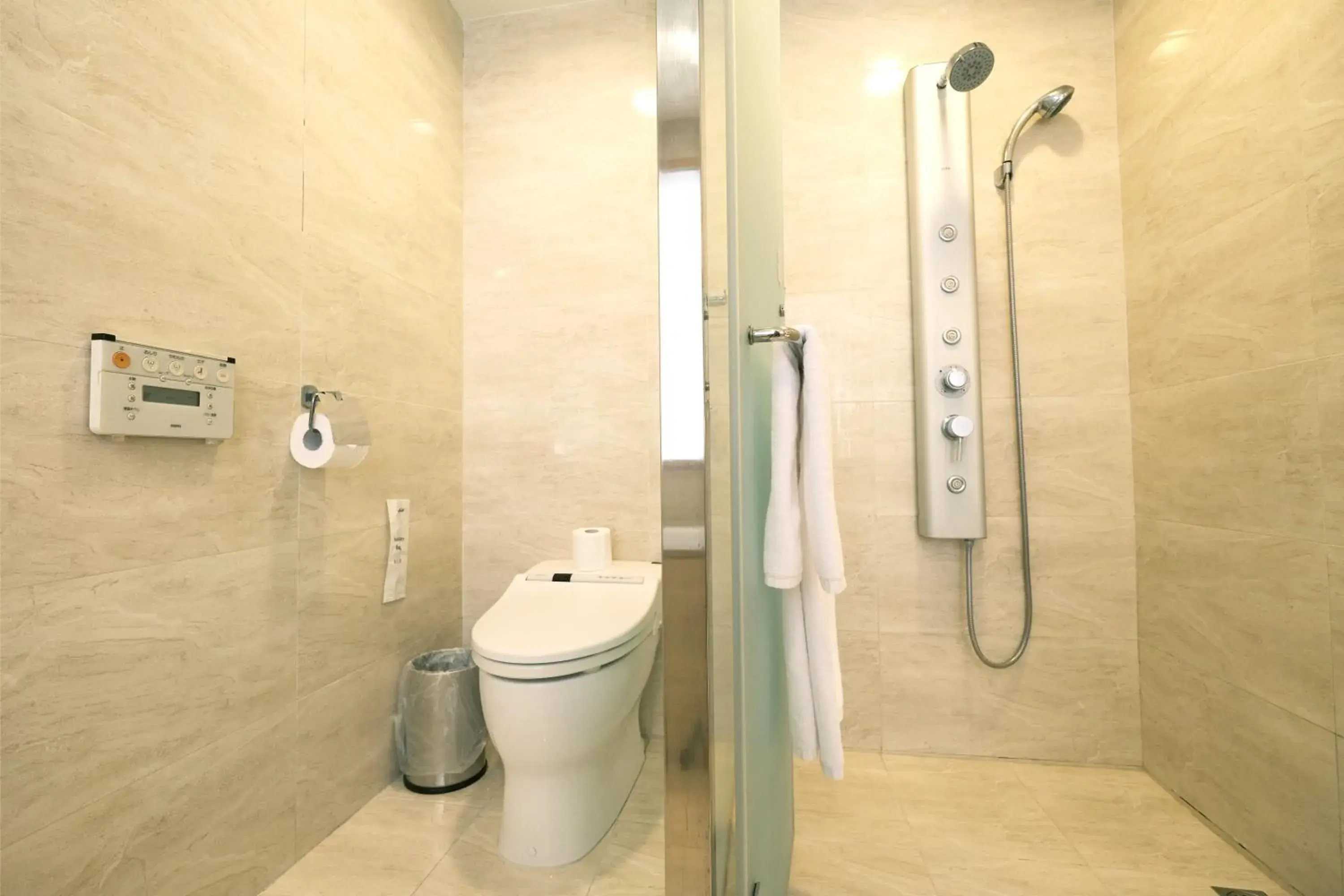 Duplex Quadruple Room - single occupancy in Hotel Del Lago Duplex Quadruple Room - single occupancy in Hotel Del Lago