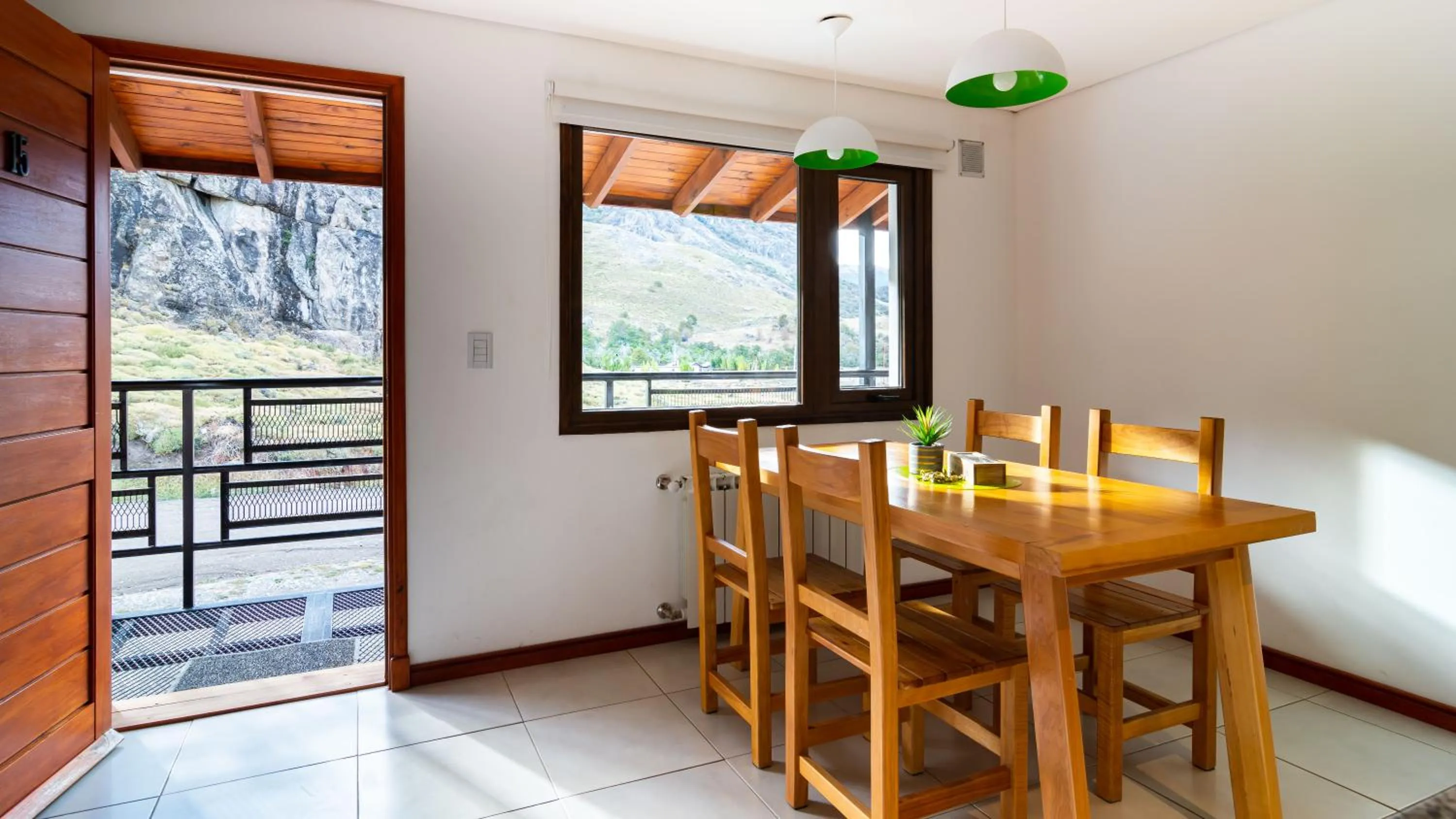 Dining area in Andino Aparts - El Chaltén