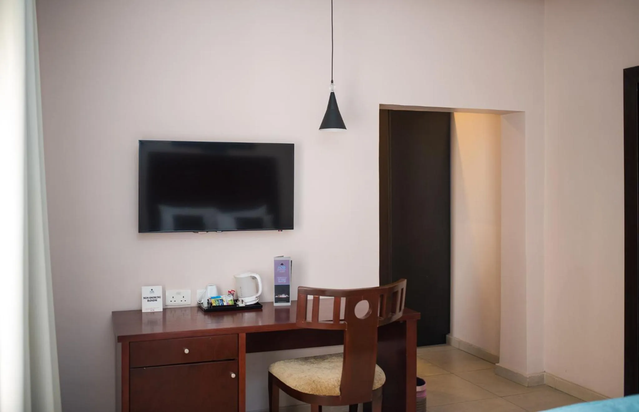 TV and multimedia in Ace Premier Hotel