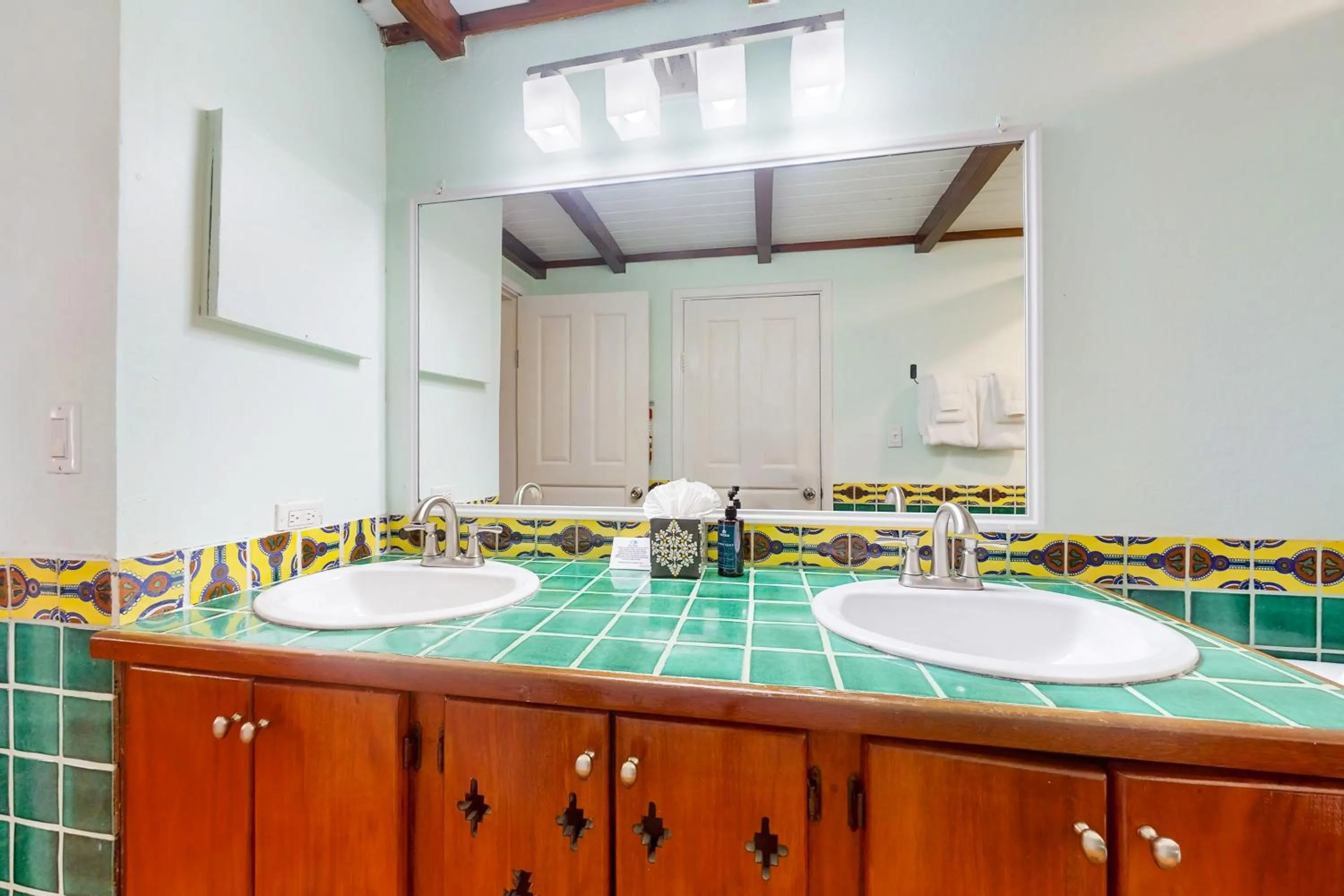 Condo #24 @ Beachside Villas