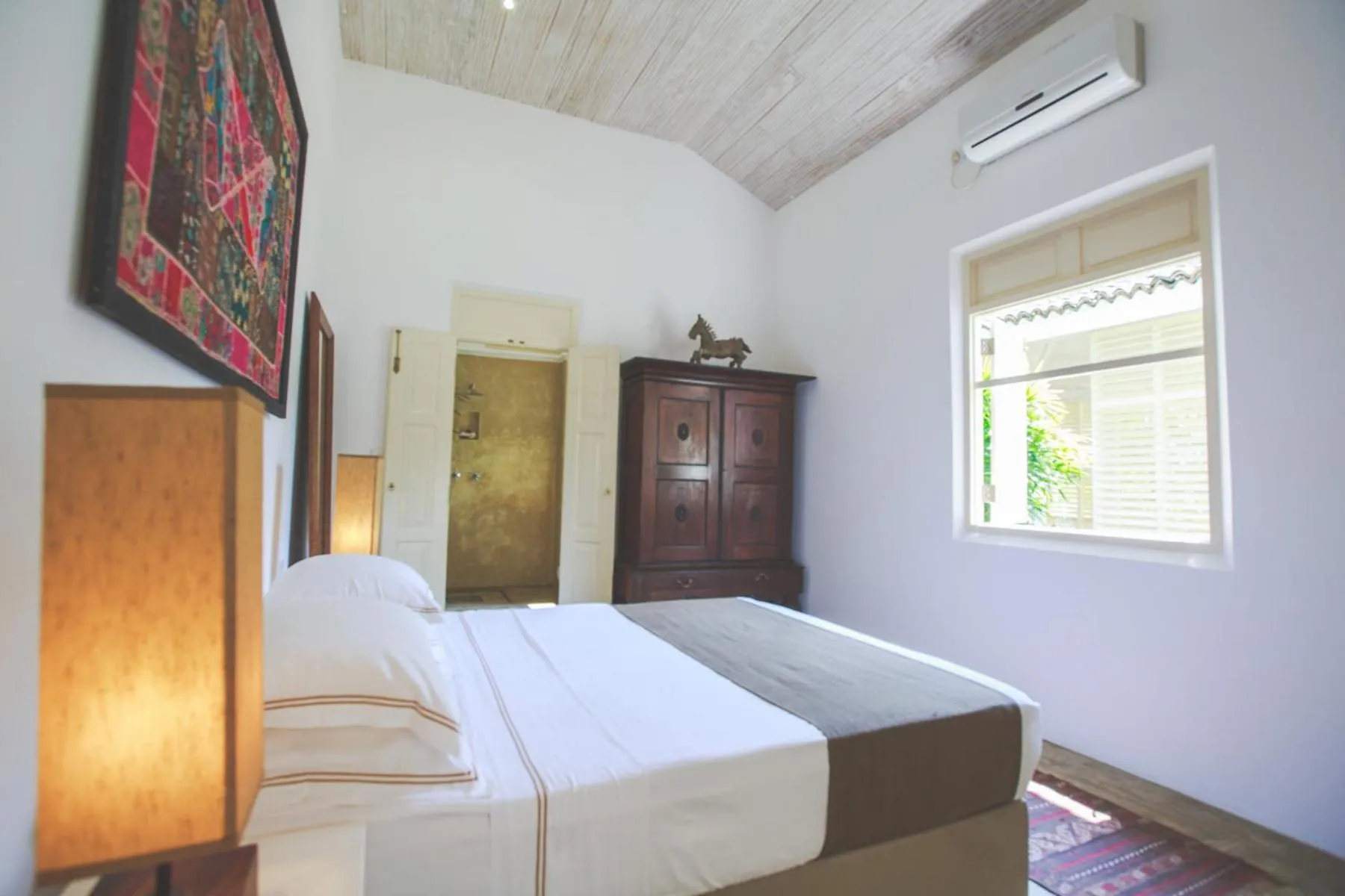 Bed in Karmel Villa Thalduwa Island - Five Bedroom Luxury Villa with Private Pool