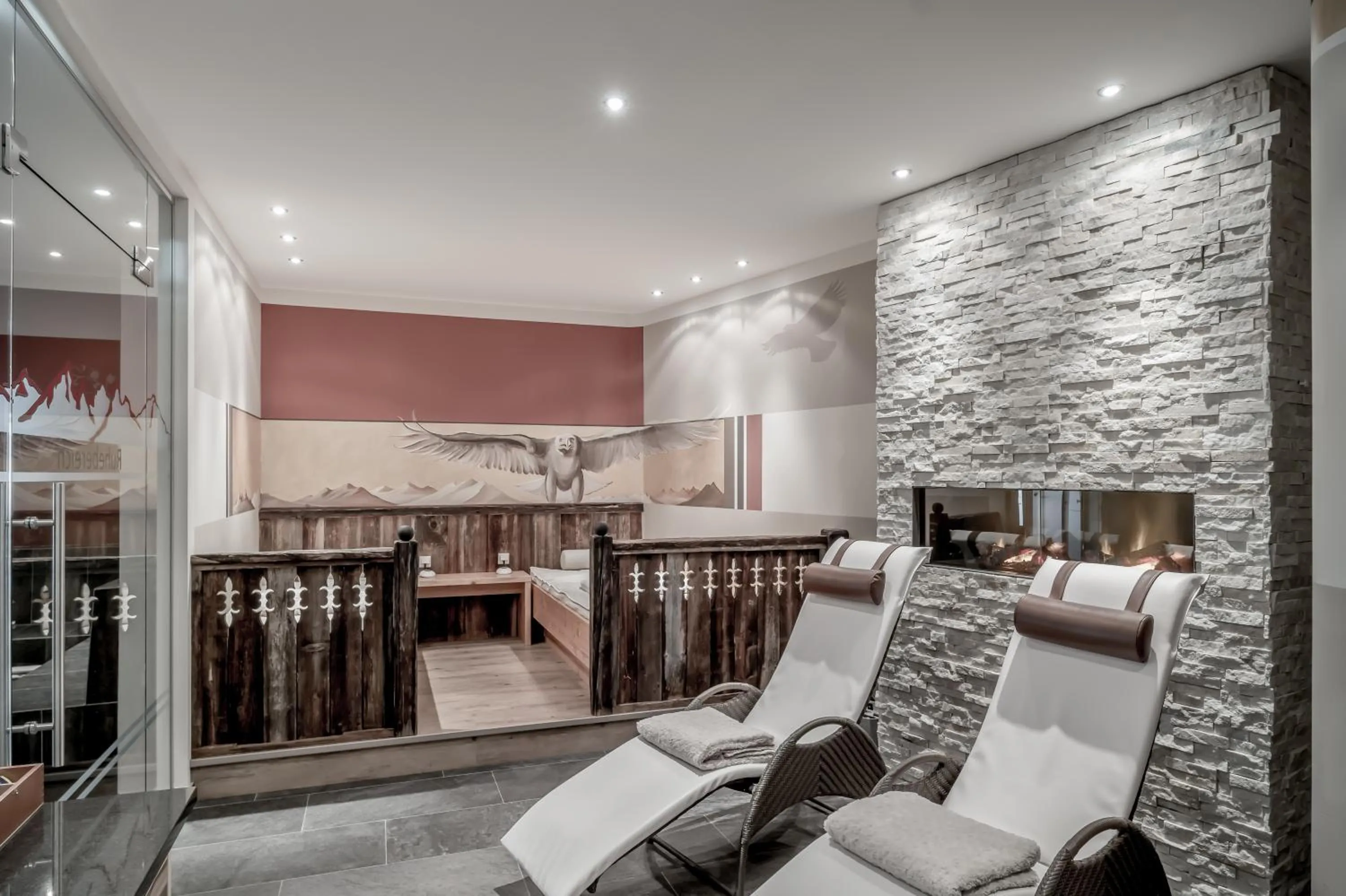 Swimming pool in Hotel Elisabeth Superior Sölden