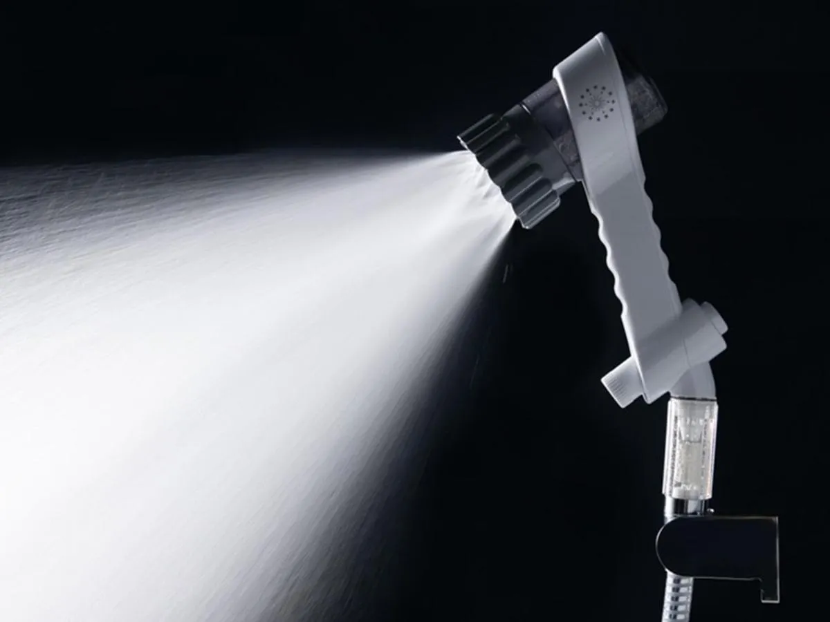 Shower in Kobe Plaza Hotel