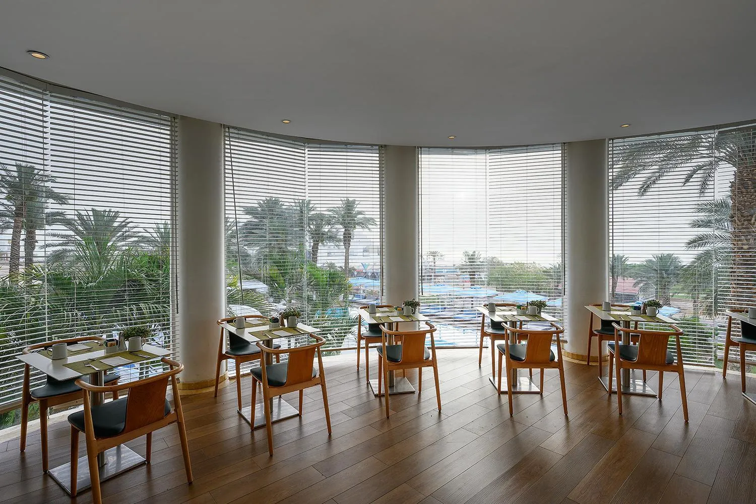 Restaurant/places to eat in Noga by Isrotel Collection