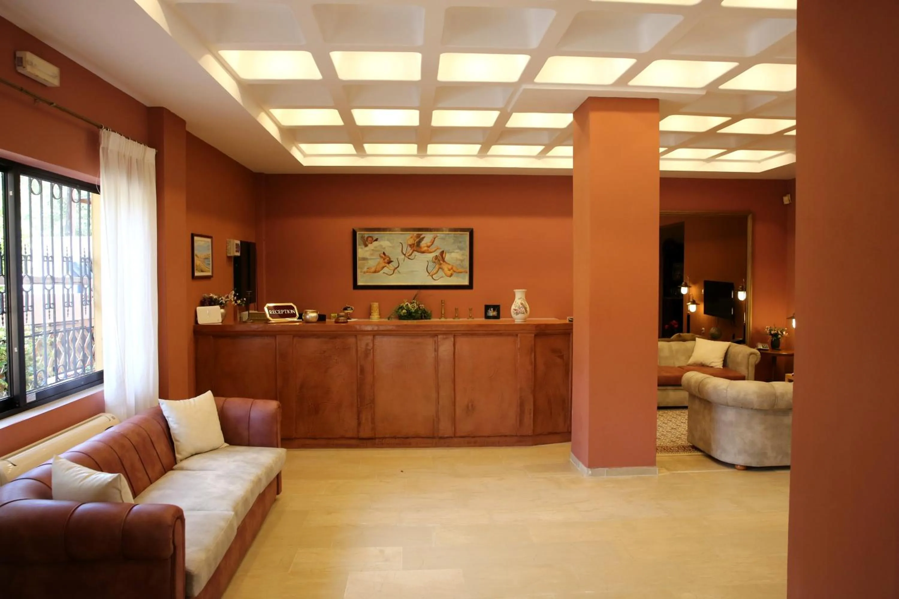 Lobby or reception in Sunrise Inn