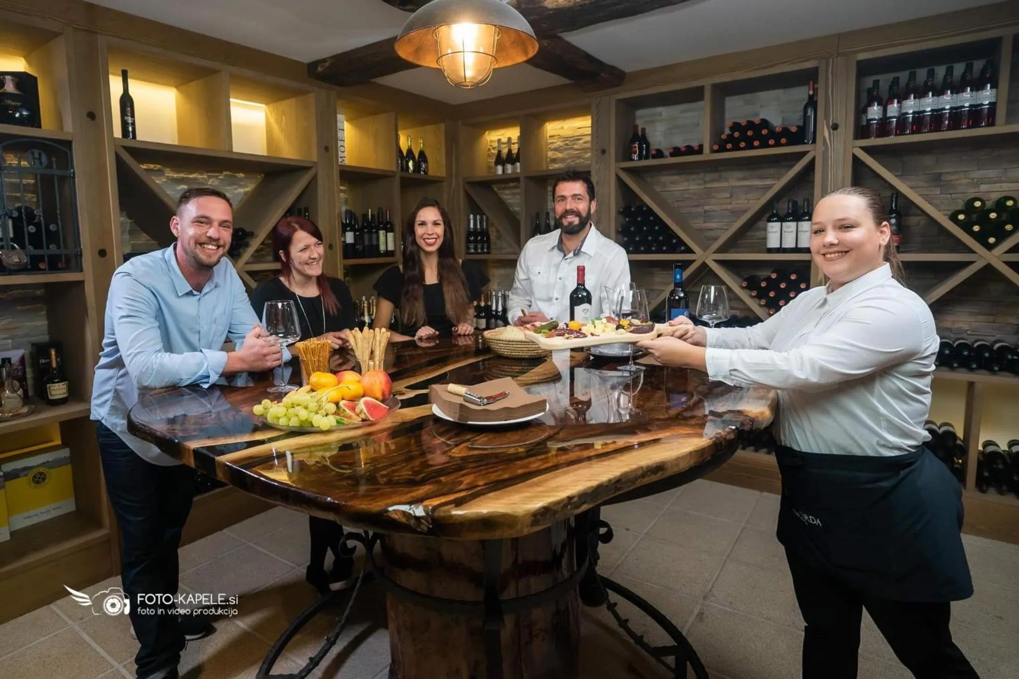 Restaurant/places to eat in Ranch Marina