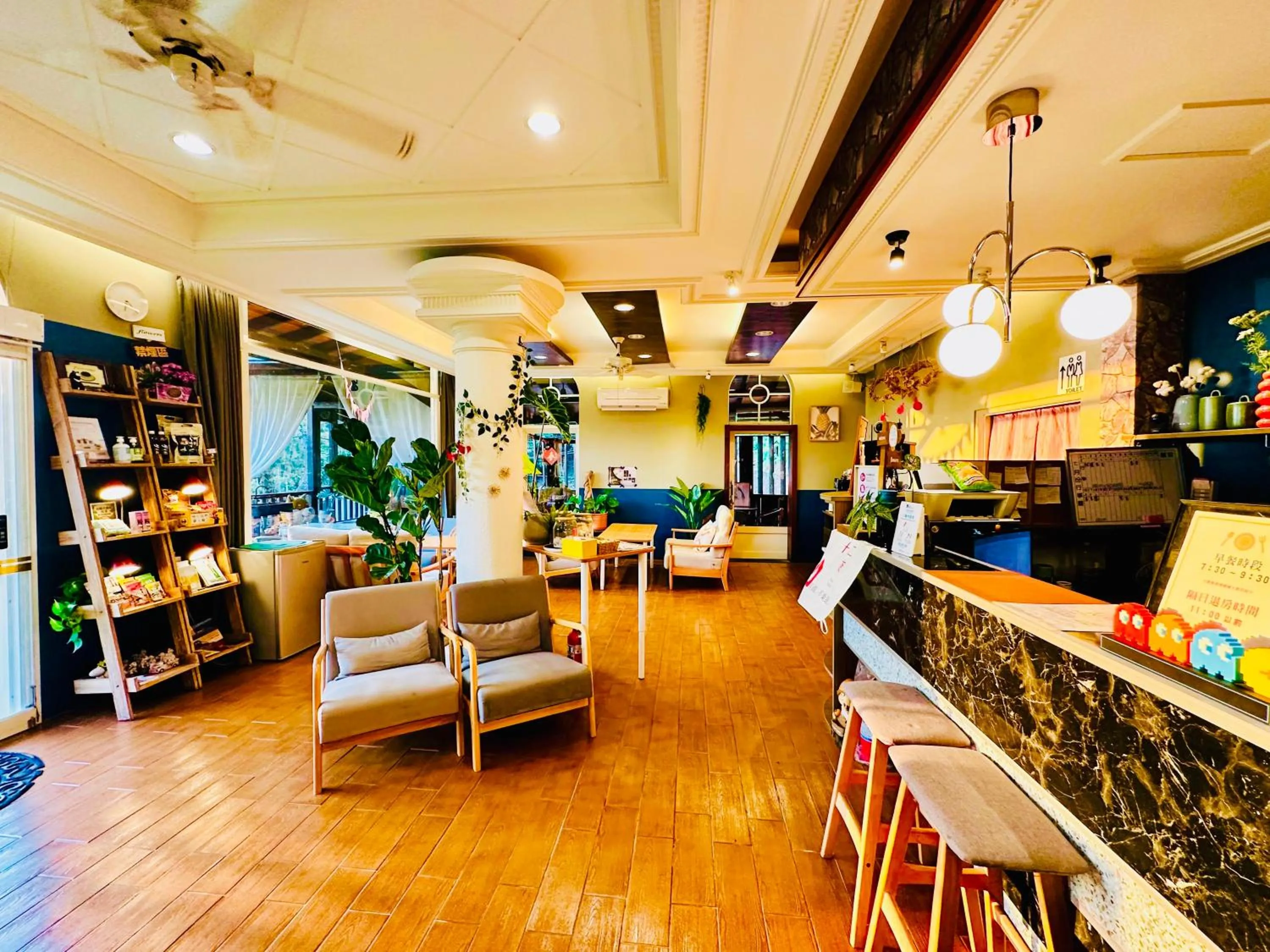 Restaurant/places to eat in Yue Ya Villa