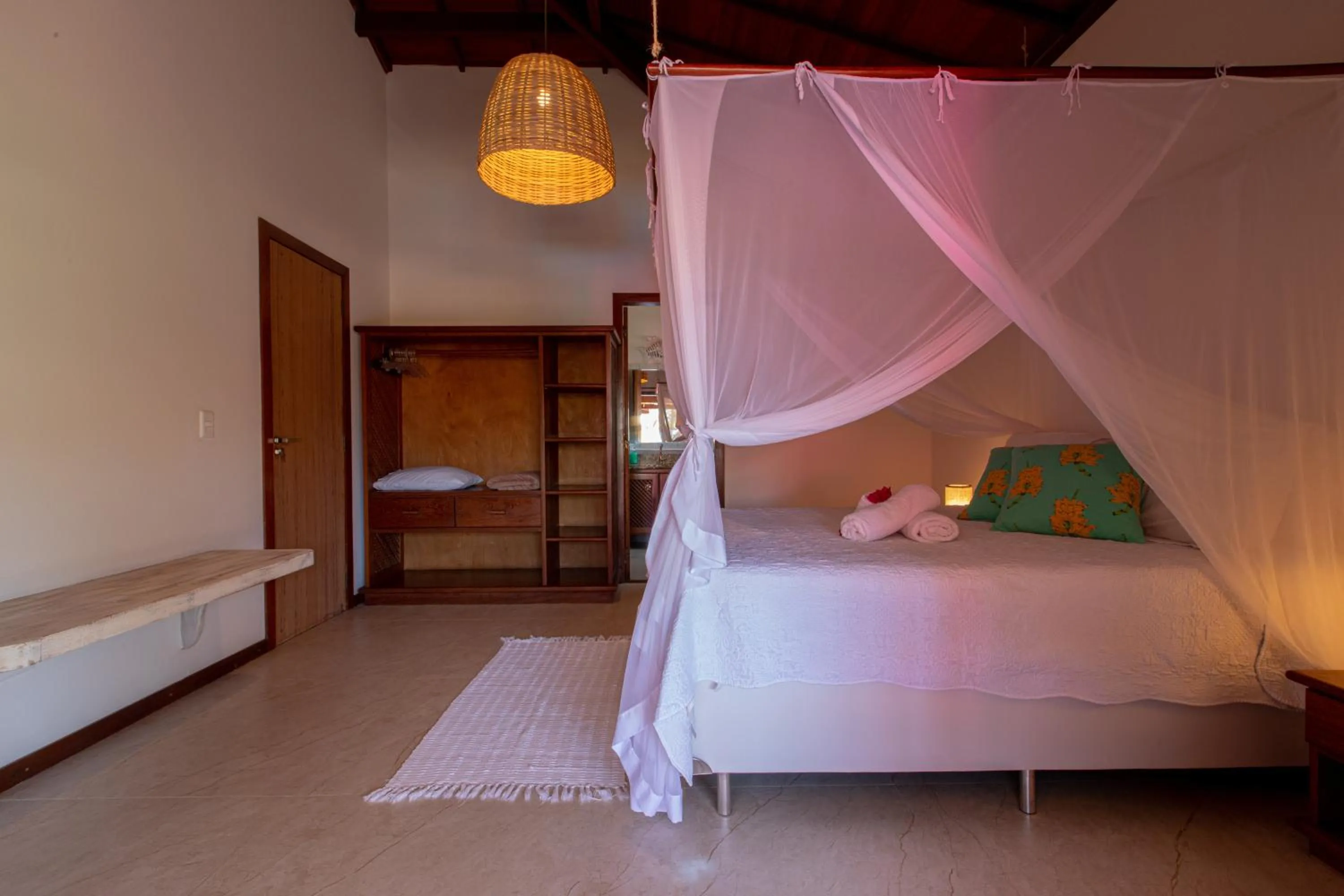 Photo of the whole room, Bed in Casa Villa Cristian Pé na Areia
