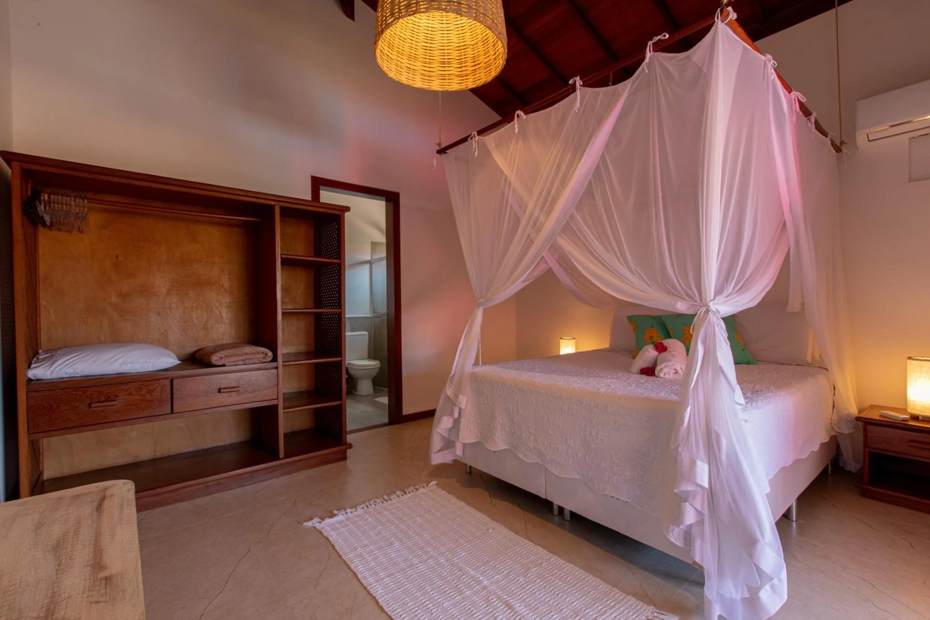 Photo of the whole room, Bed in Casa Villa Cristian Pé na Areia