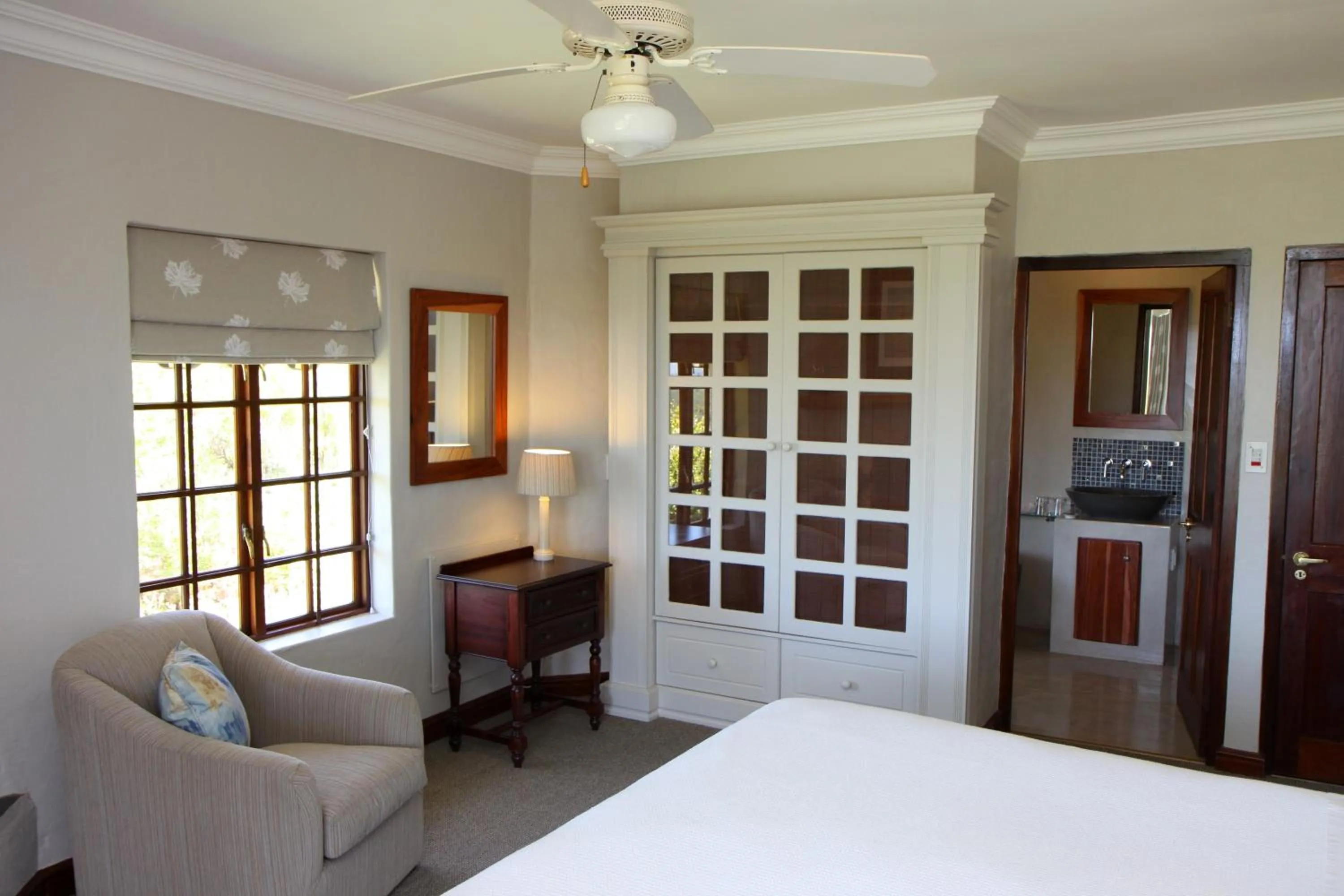 Bedroom, Bed in Fynbos Ridge Country House & Cottages