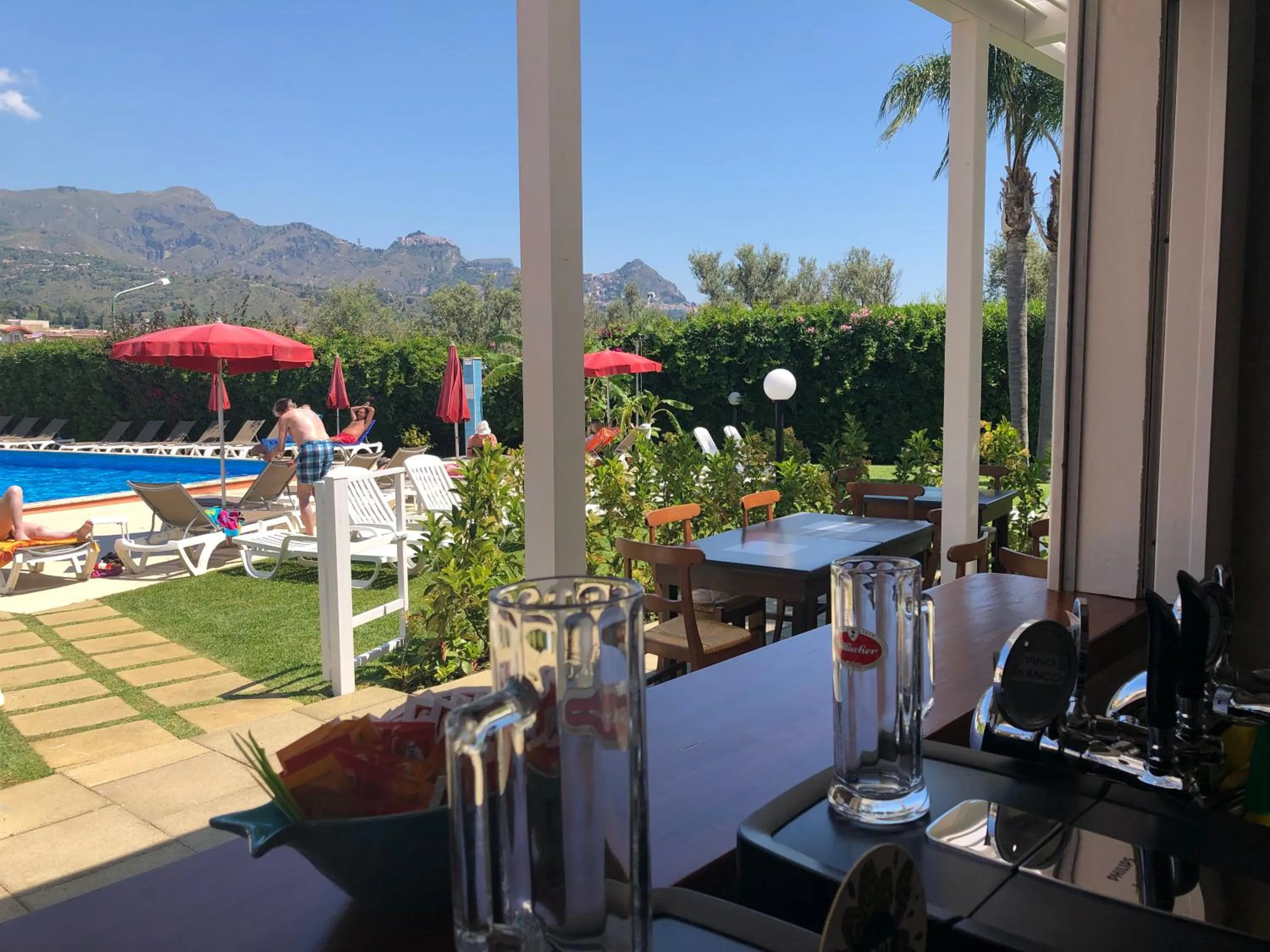 Restaurant/places to eat in Residence Villa Giardini