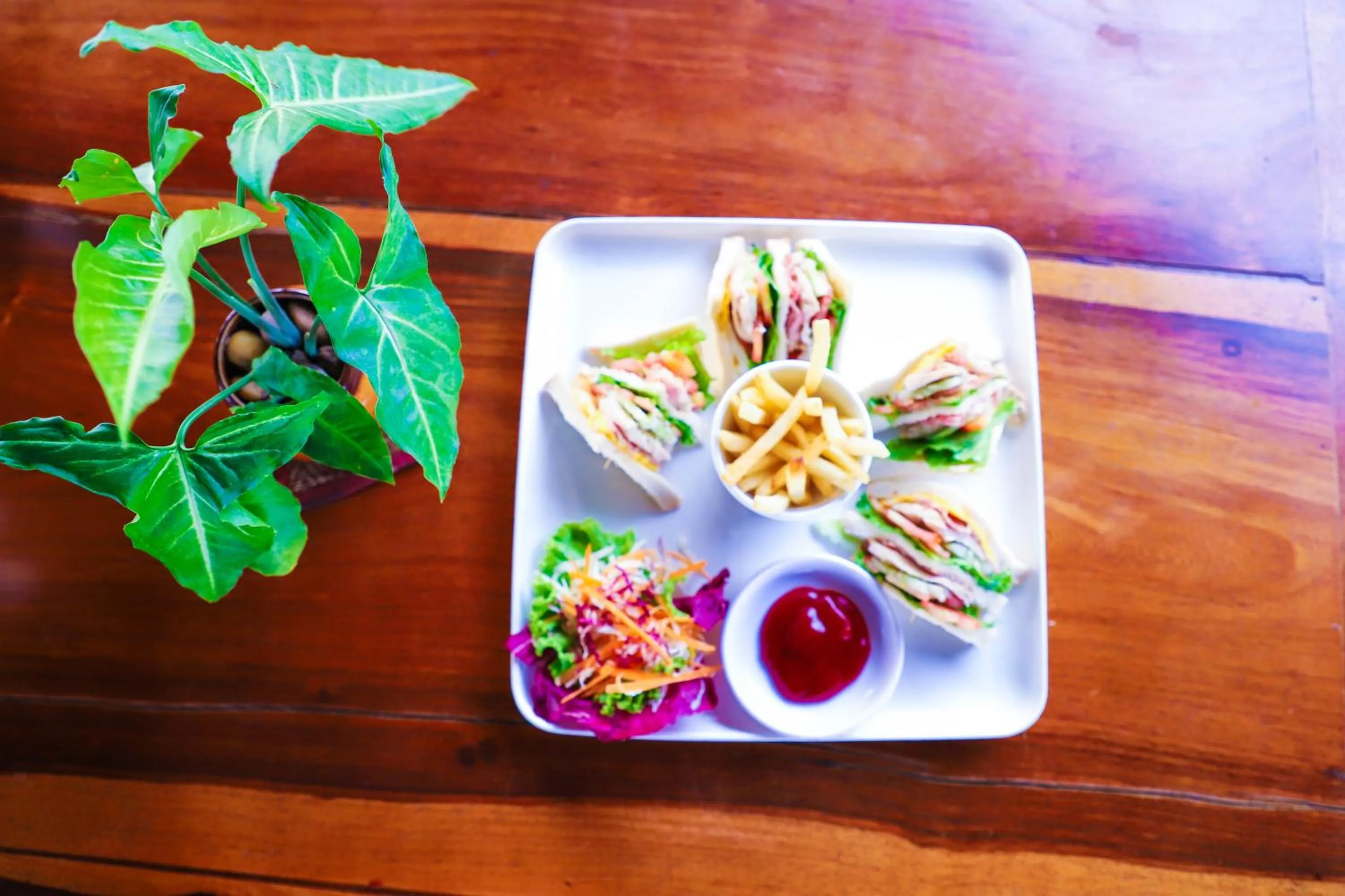 Restaurant/places to eat in Okay 1 Villa