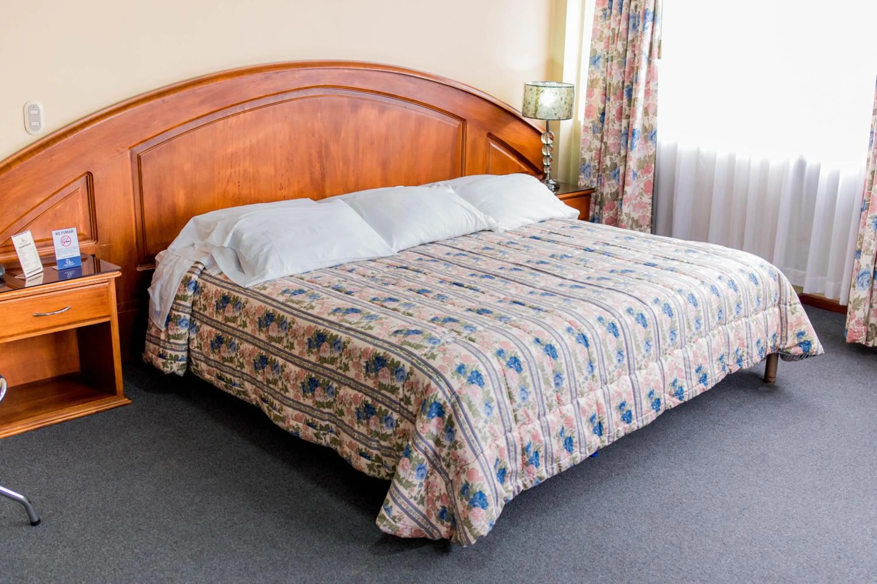 Bed in Grand Hotel Loja