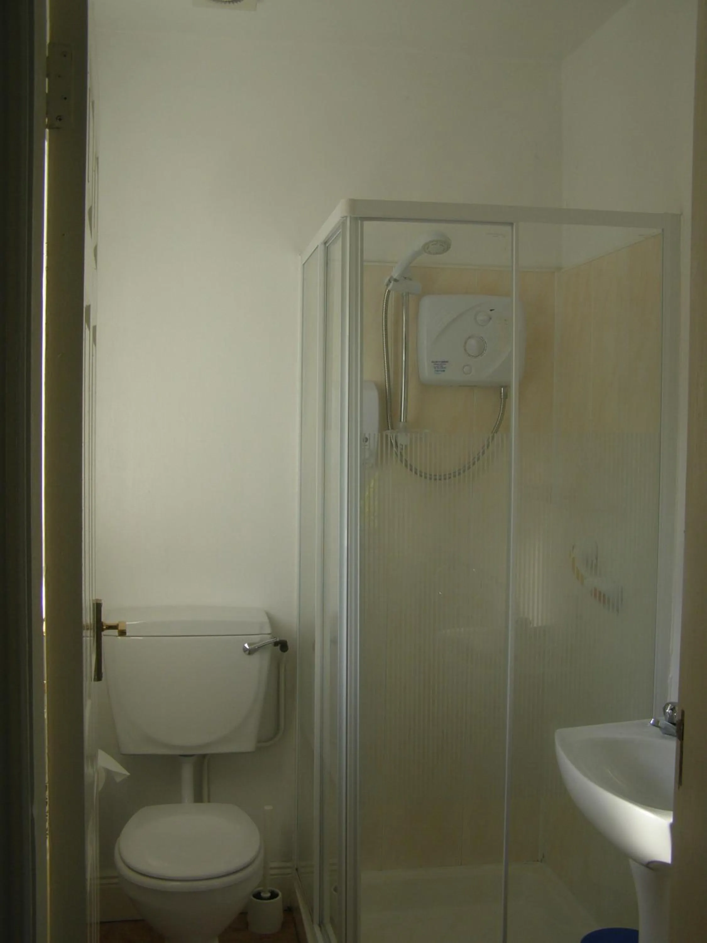 Bathroom in Killurin Lodge