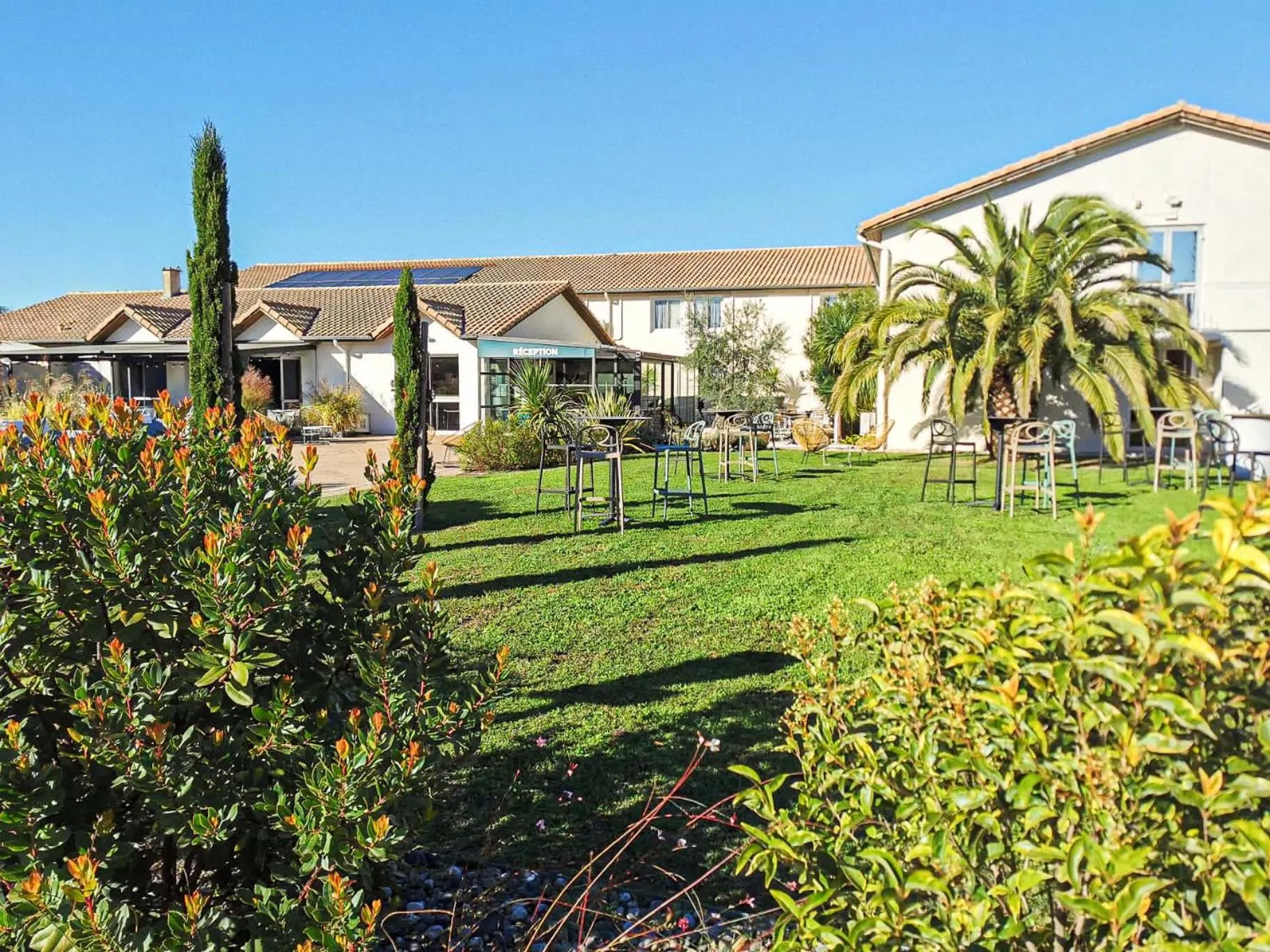 Property building in L'Initial