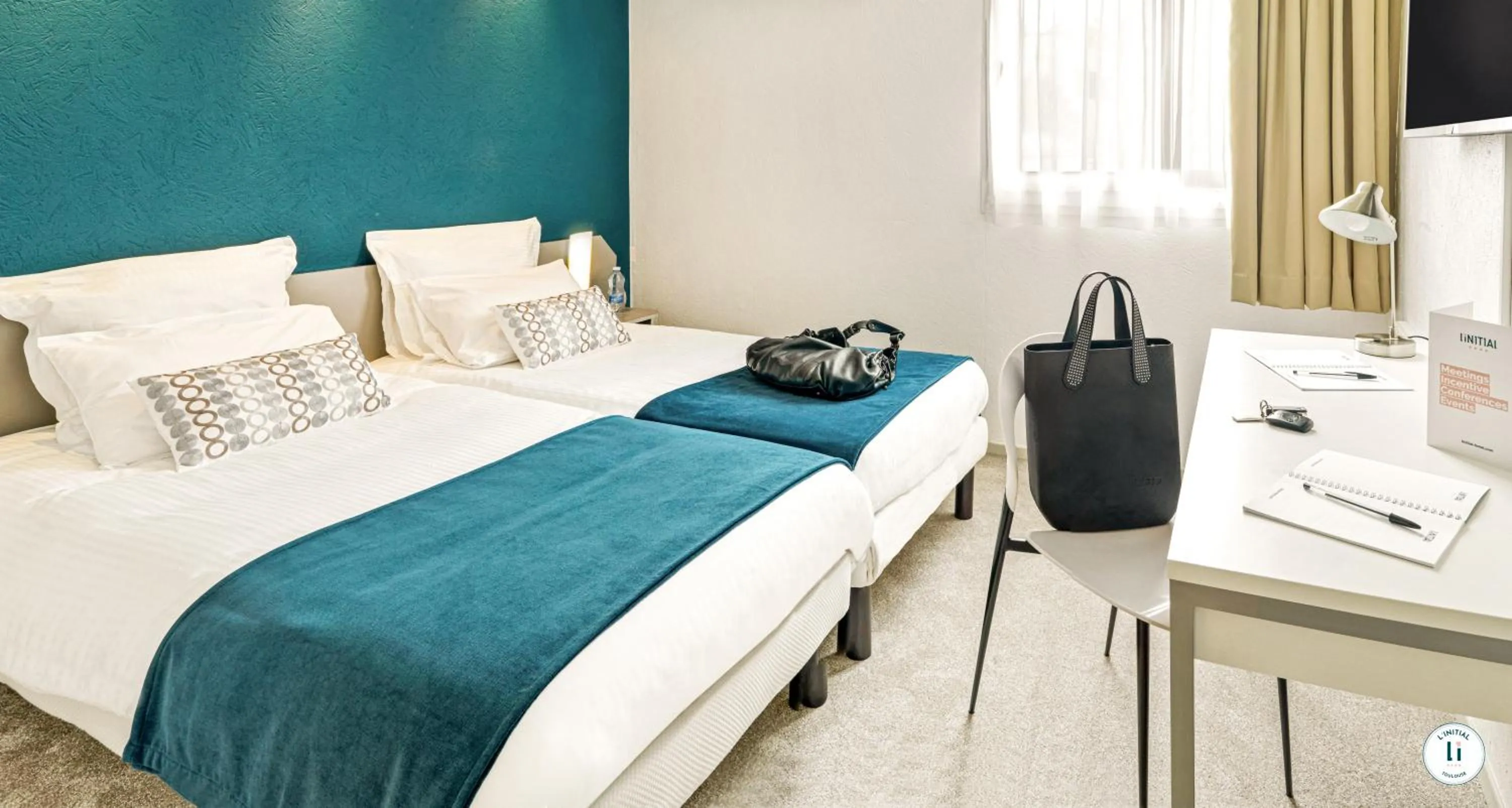 Bedroom, Bed in L'Initial