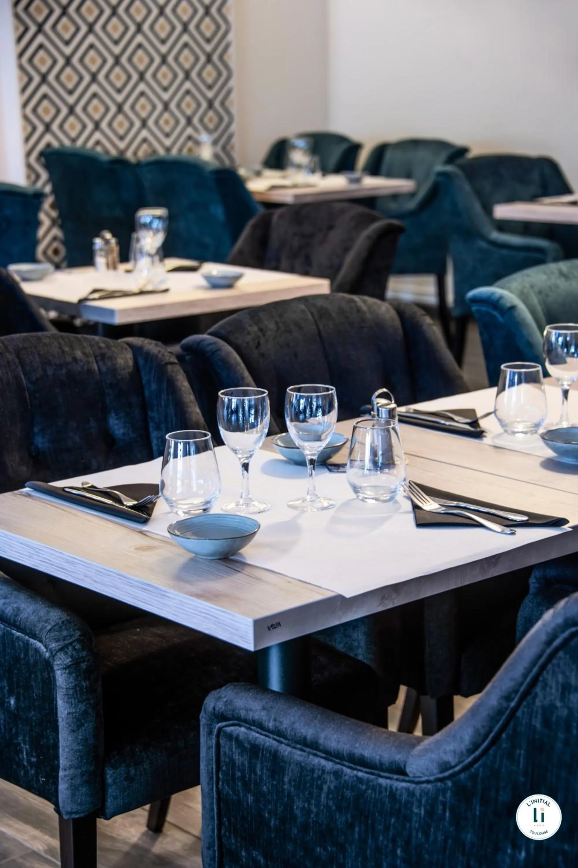 Restaurant/places to eat in L'Initial