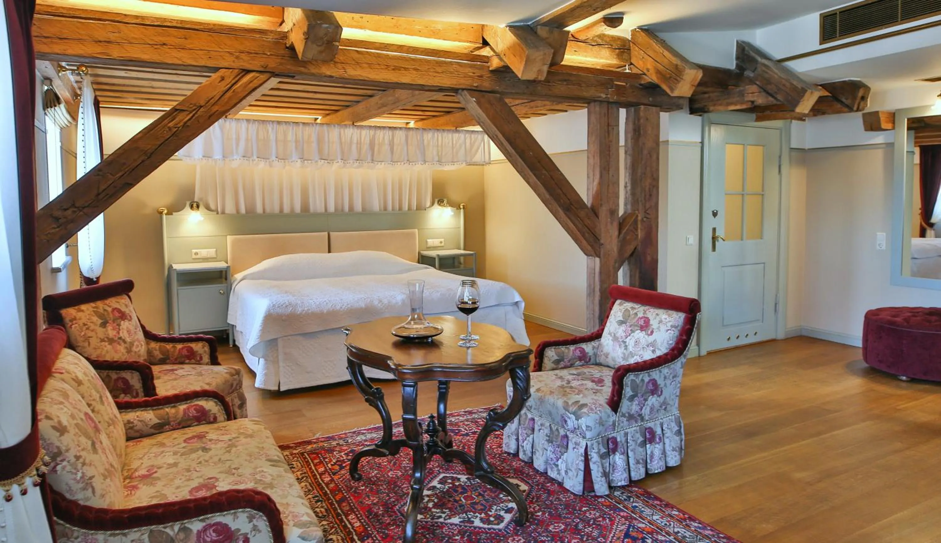 Bedroom, Bed in Antonius Hotel