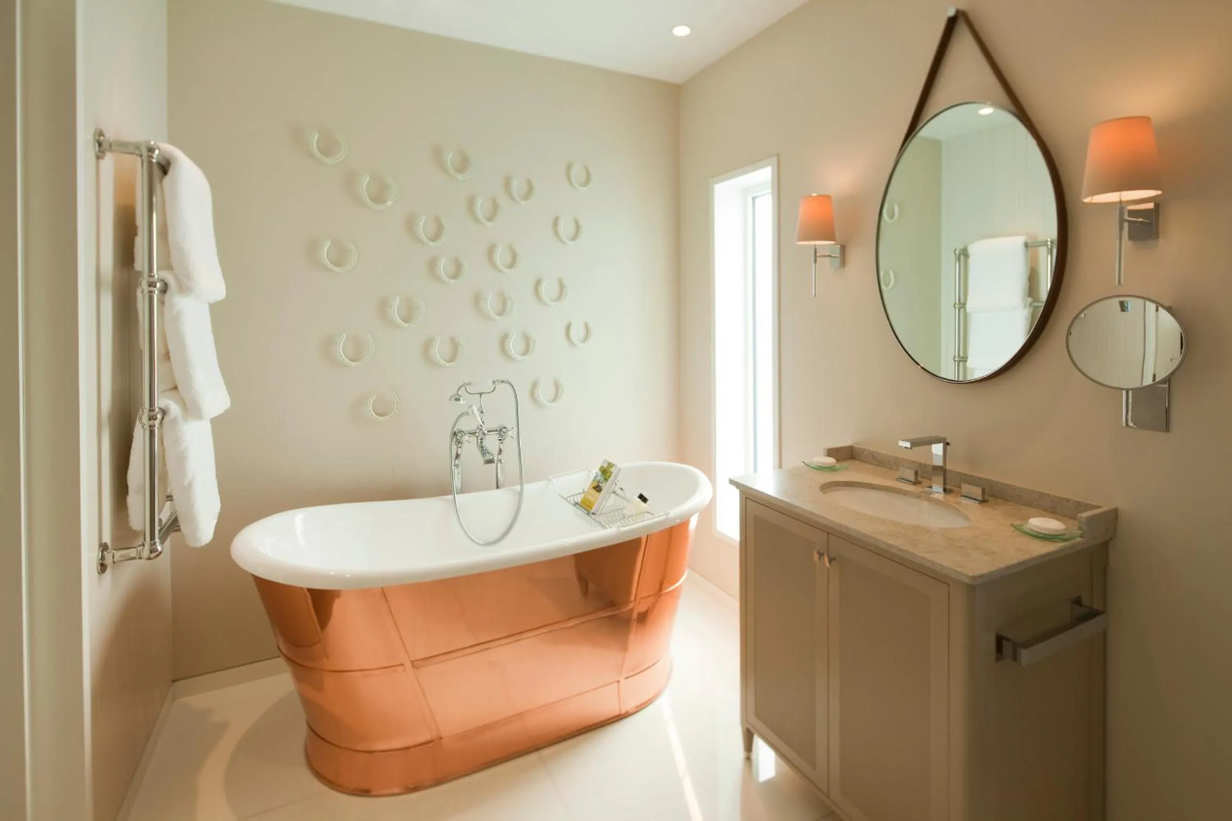 Bathroom in Coworth Park - Dorchester Collection