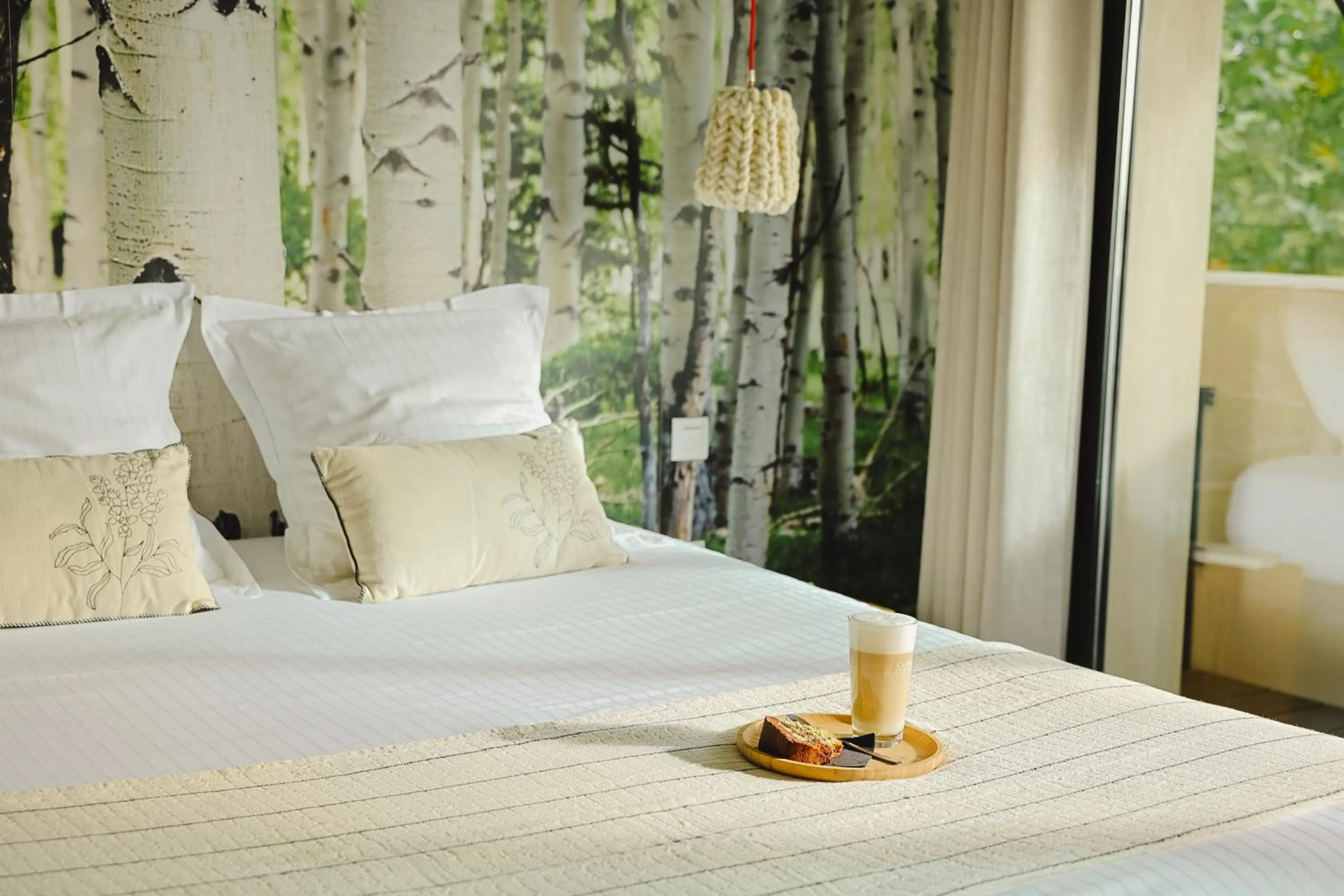 Bed in L’Échappée Belle