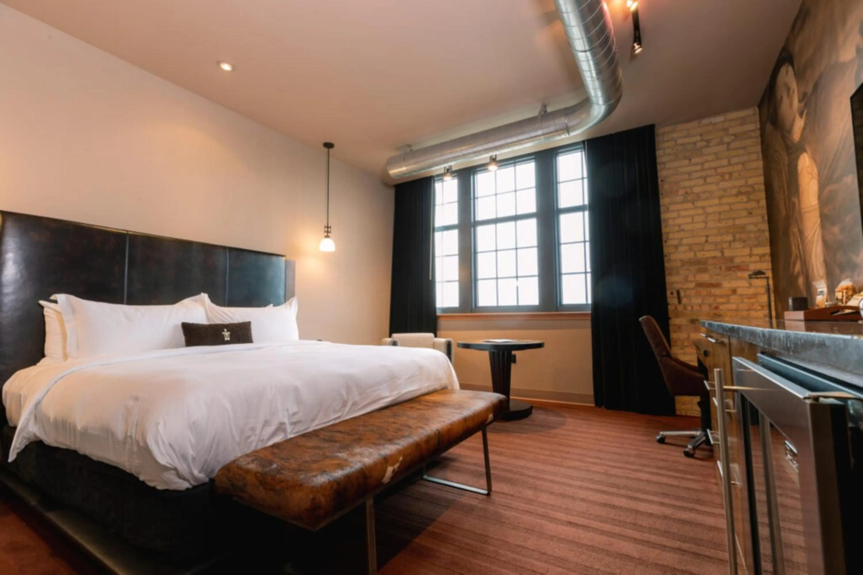 Bed in The Iron Horse Hotel