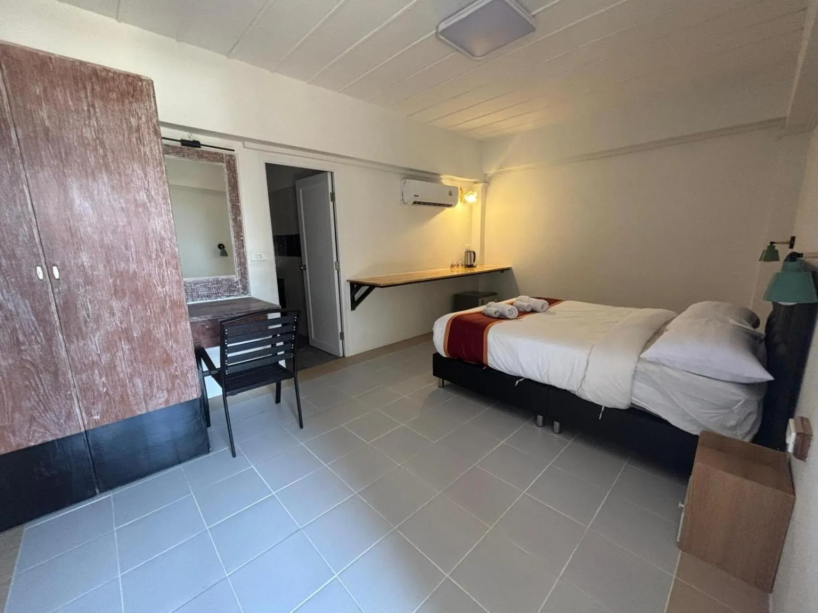 Photo of the whole room, Bed in Sasitara Residence