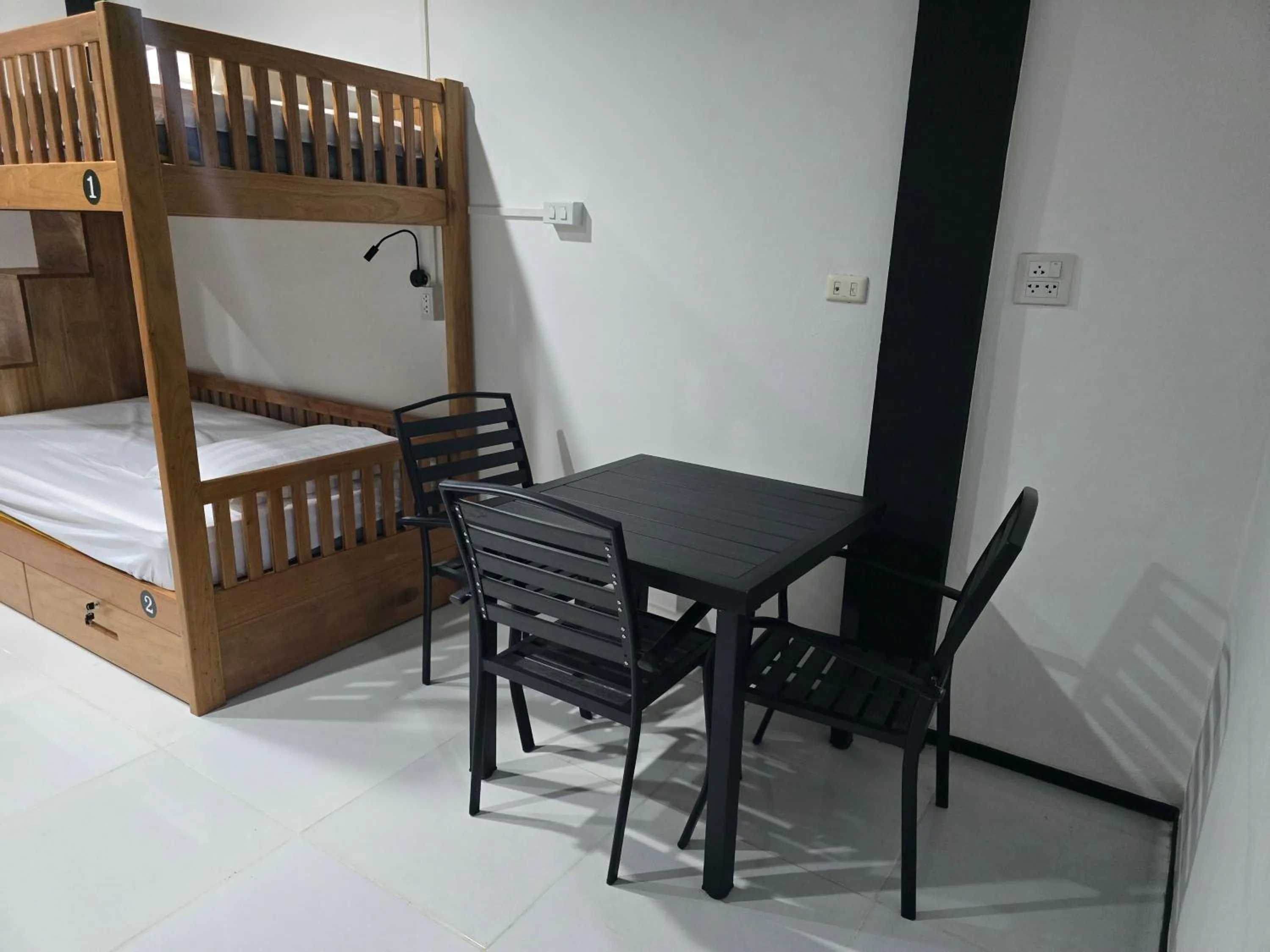 Dining area, Bed in Sasitara Residence