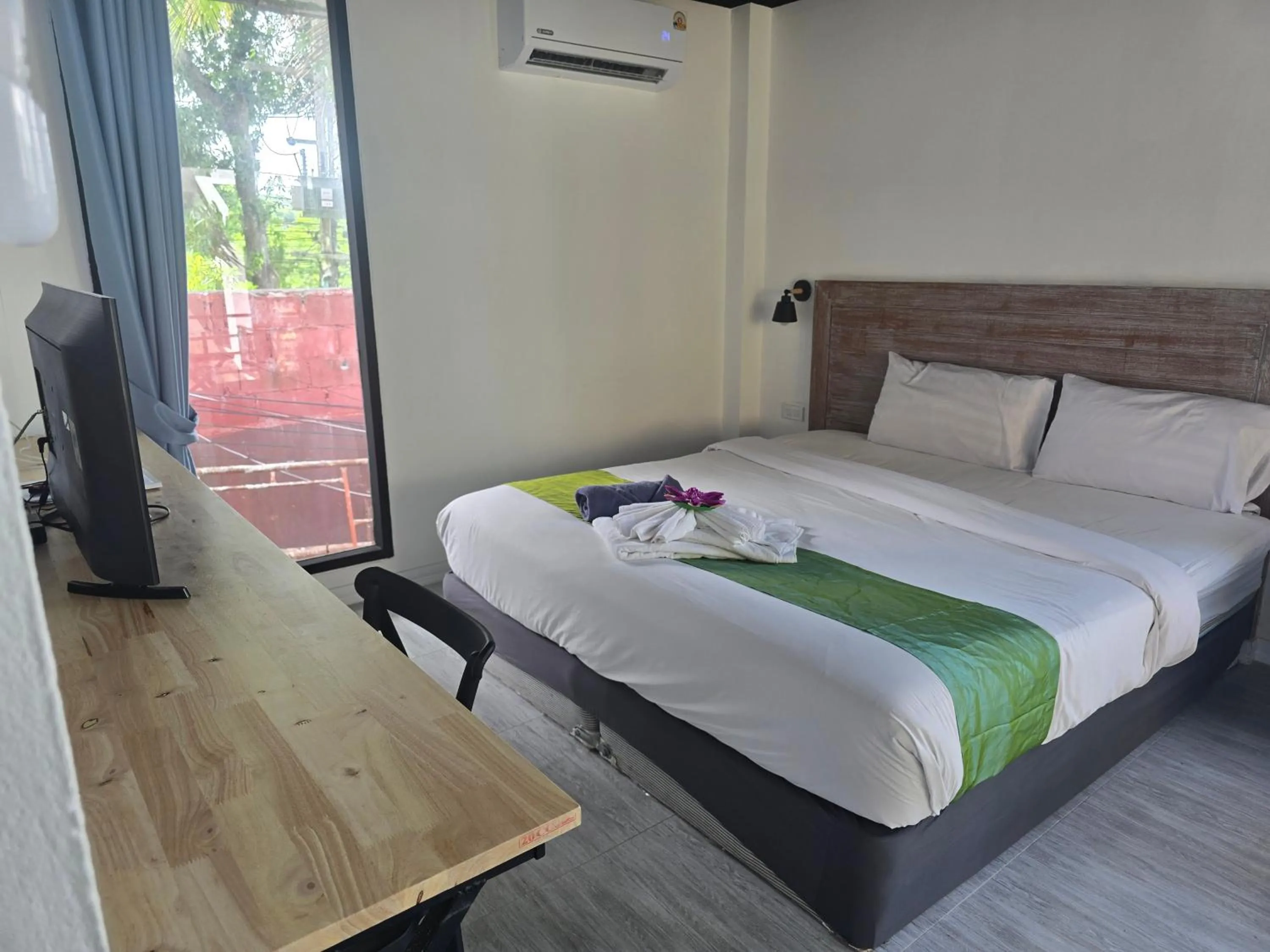 Bed in Sasitara Residence