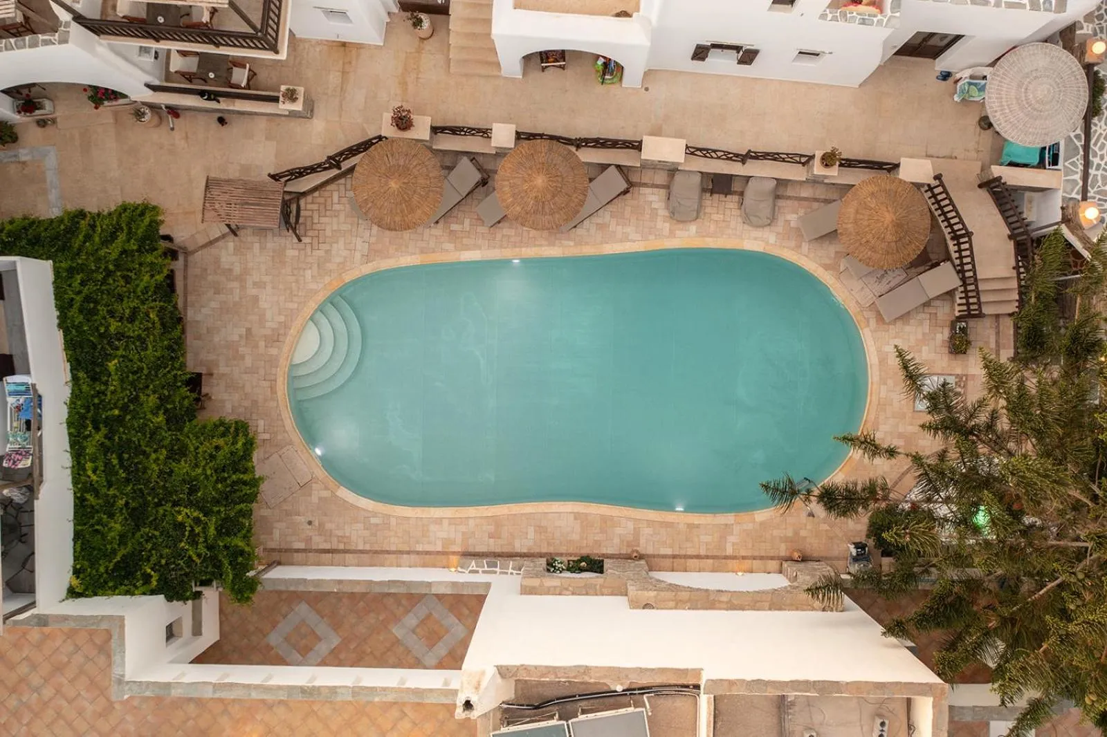 Swimming pool in Anemomilos Beach hotel