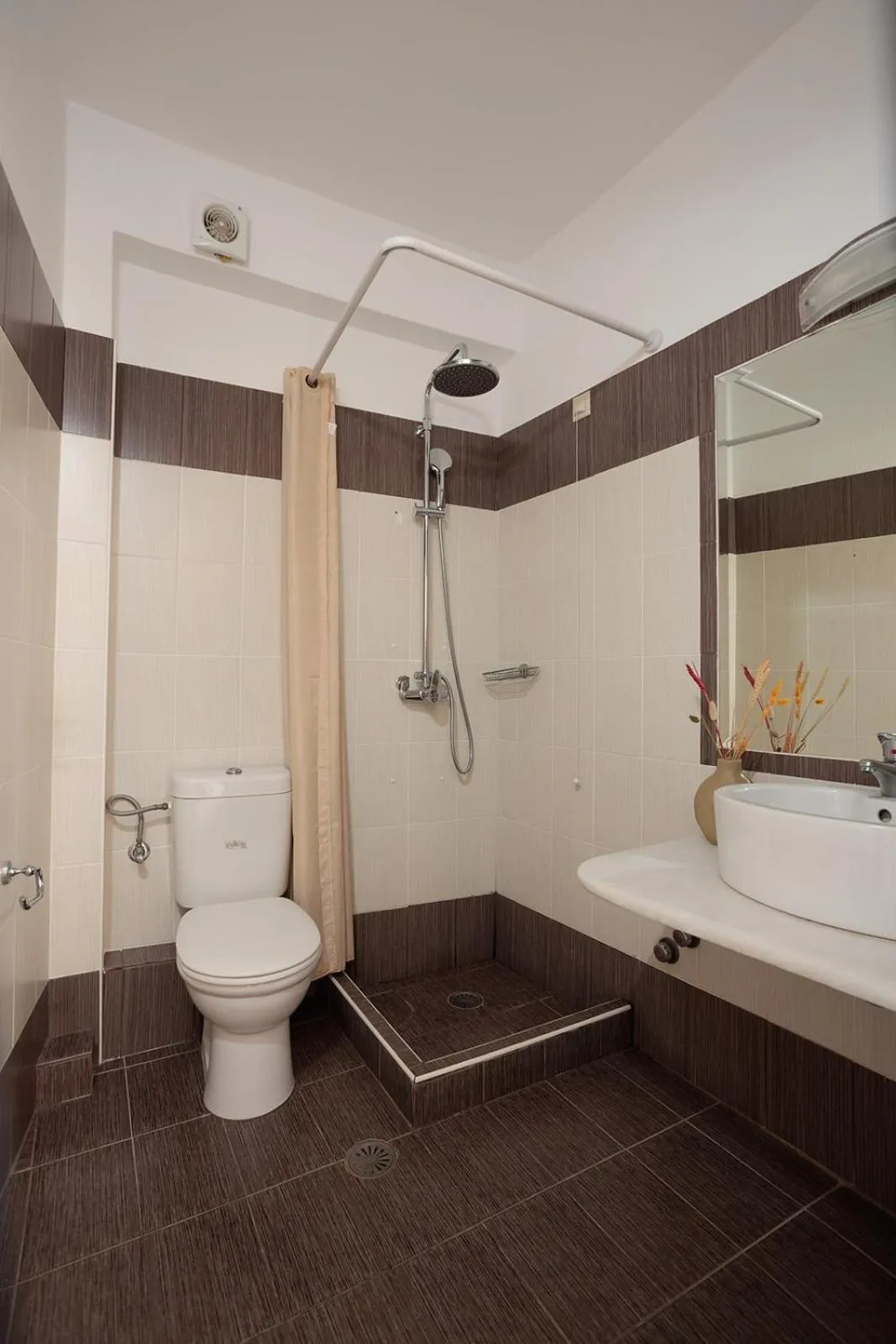 Bathroom in Anemomilos Beach hotel