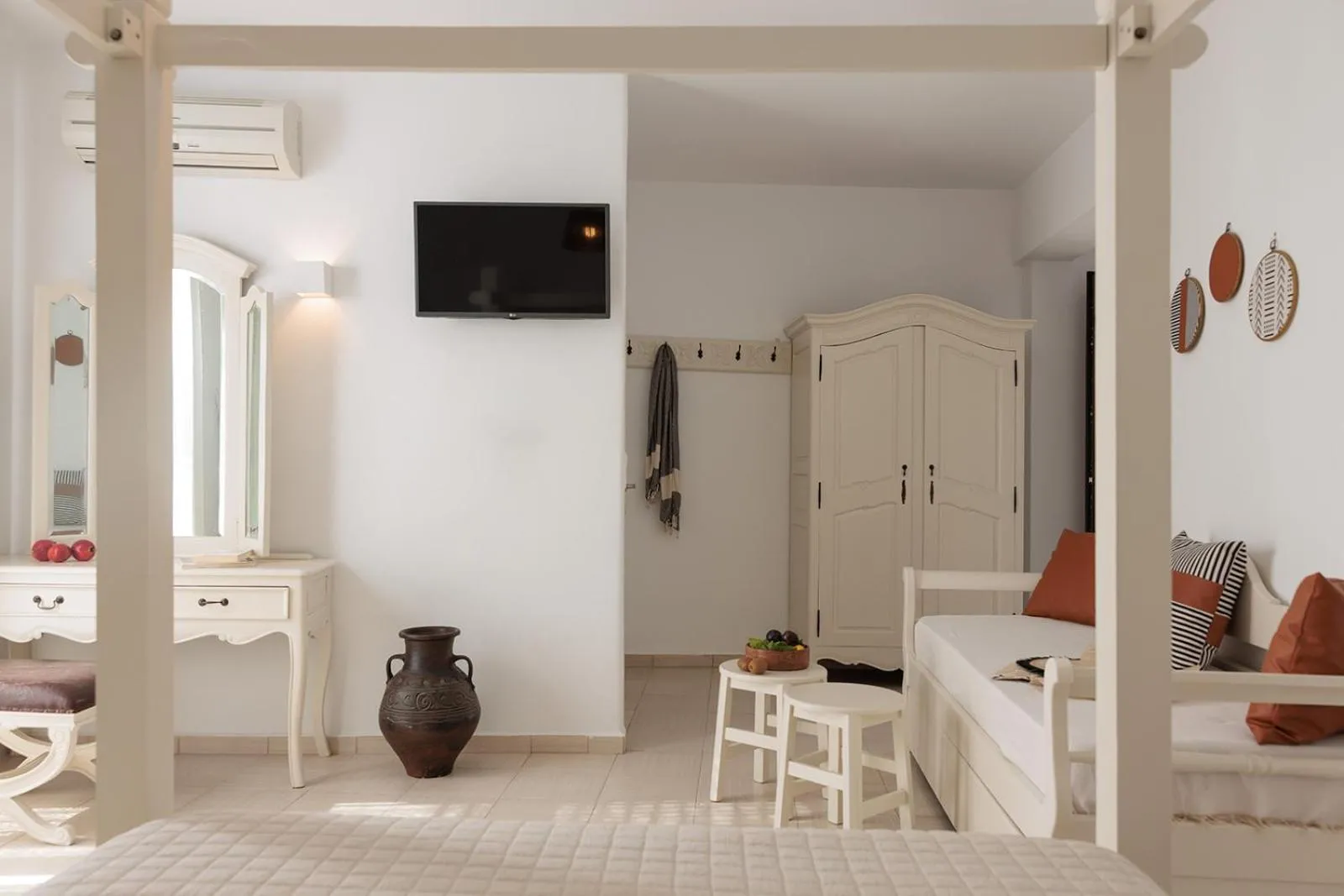 Seating area in Anemomilos Beach hotel