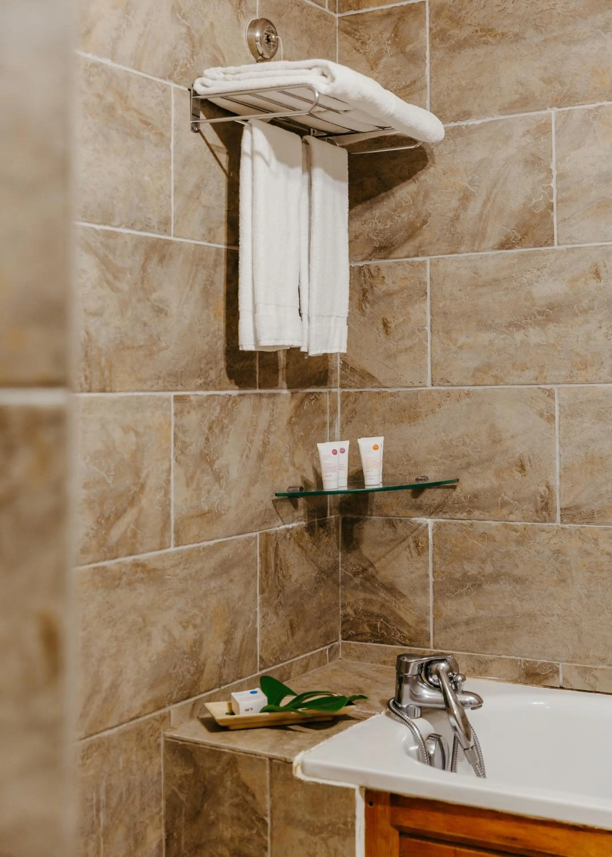Bathroom in Hotel Le Recif, Ile de la Reunion