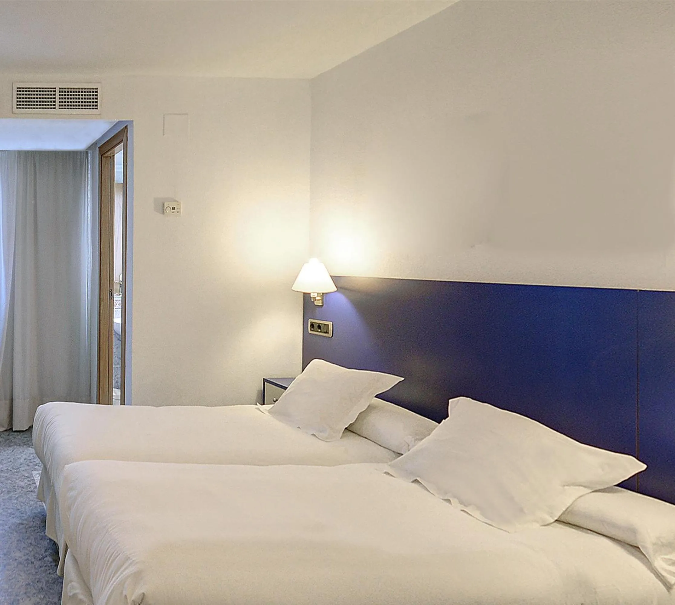 Bed in Hotel Vila-real Azul