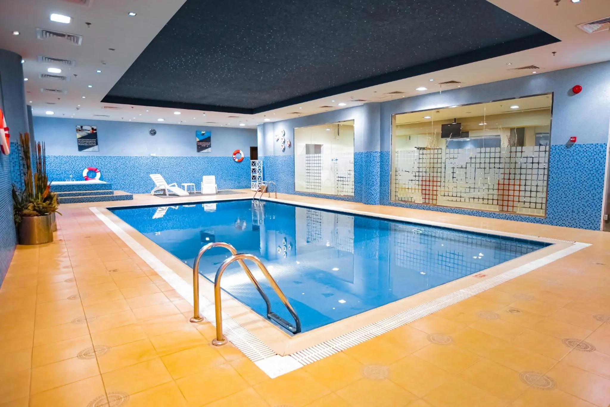 Swimming pool in Golden Tulip Hotel Buraidah Al Qassim