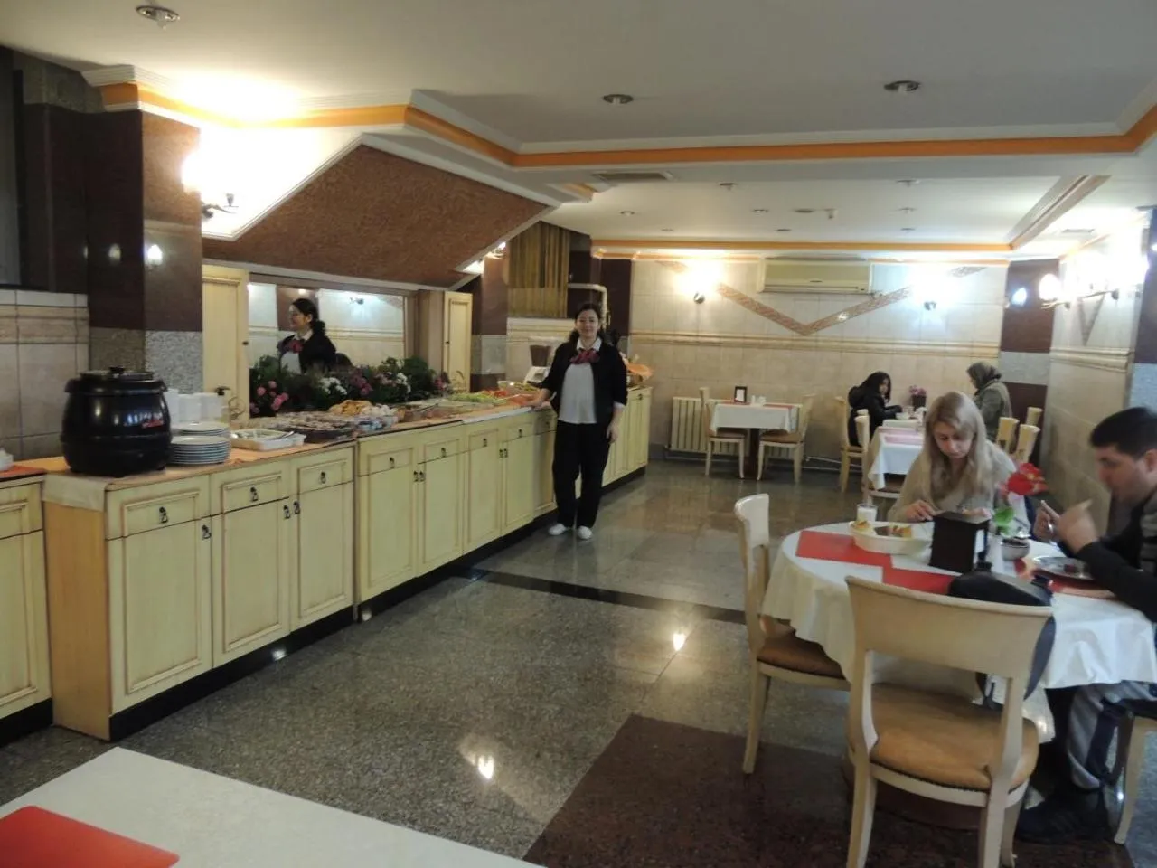 Restaurant/places to eat in Grand Dilara Hotel