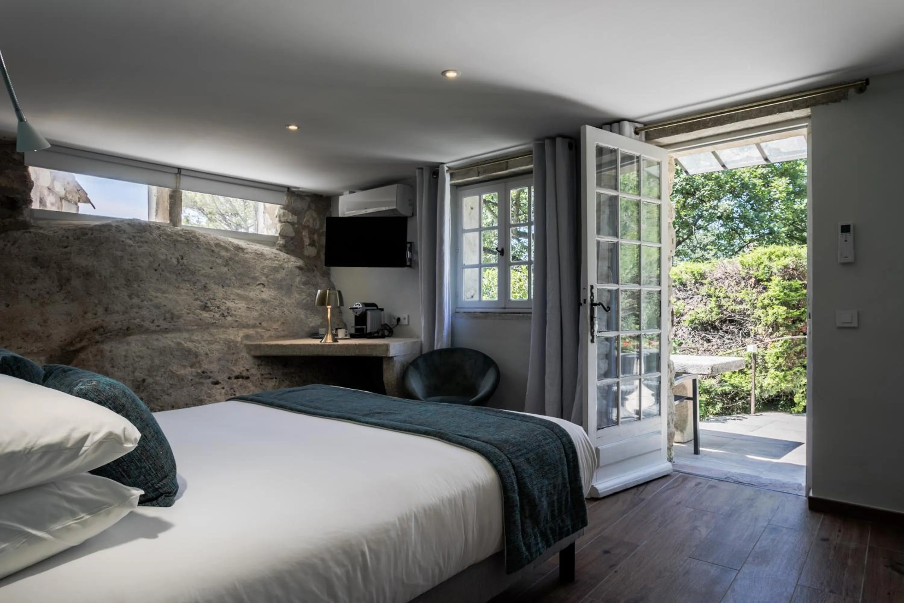 Photo of the whole room, Bed in Le Mas D'aigret