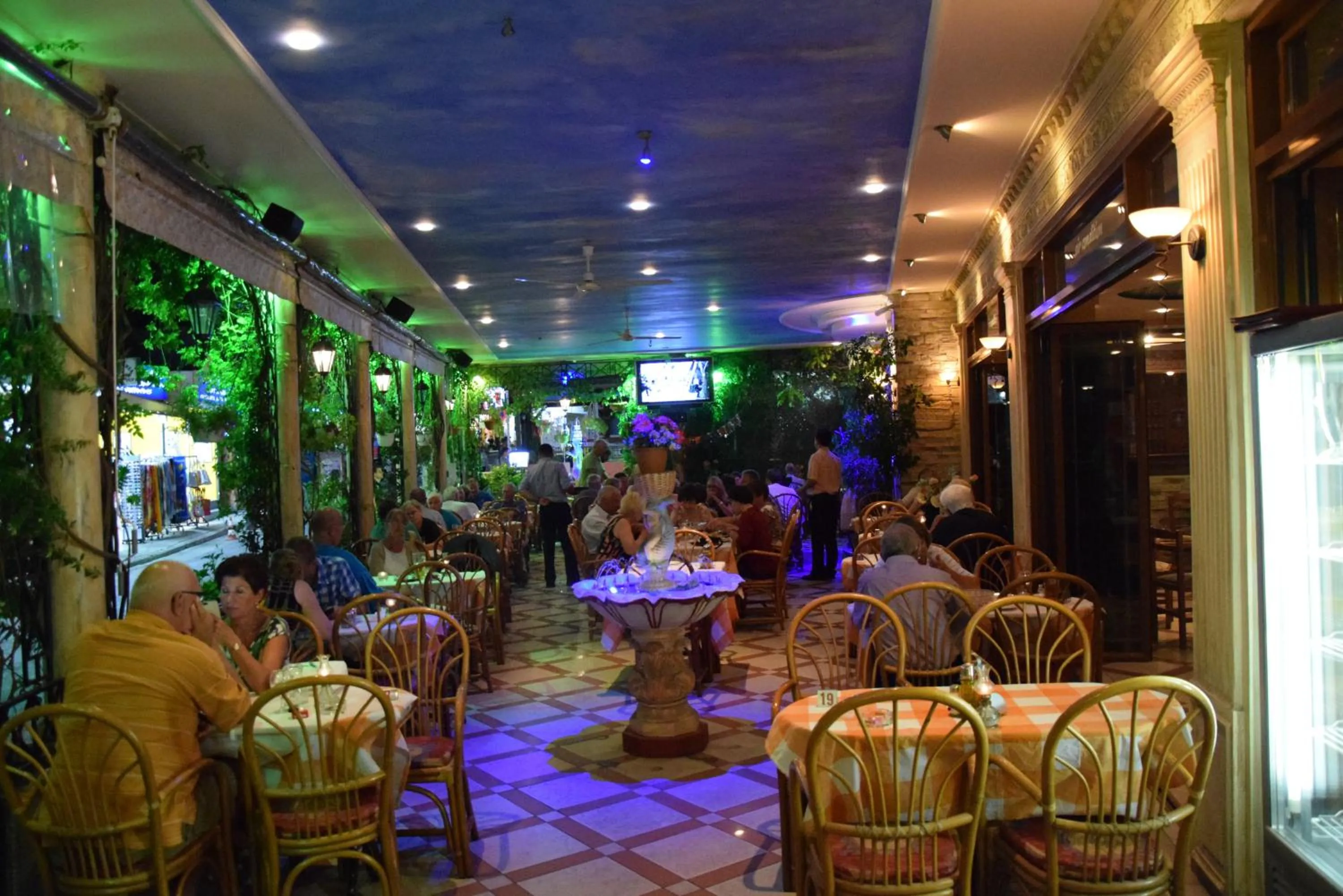 Restaurant/places to eat in Gouvia Hotel