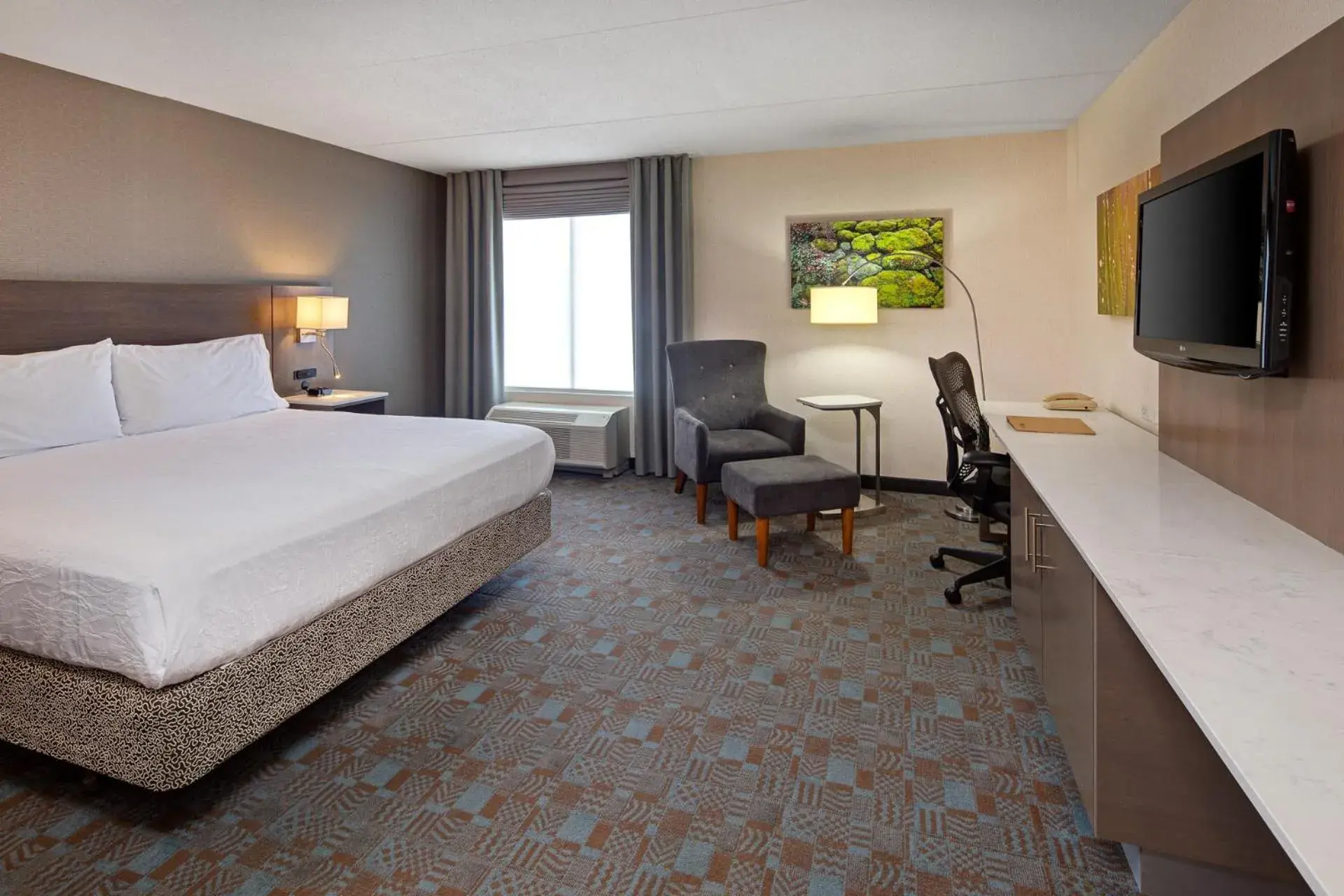 Premium King Room in Hilton Garden Inn Toronto-Oakville Premium King Room in Hilton Garden Inn Toronto-Oakville