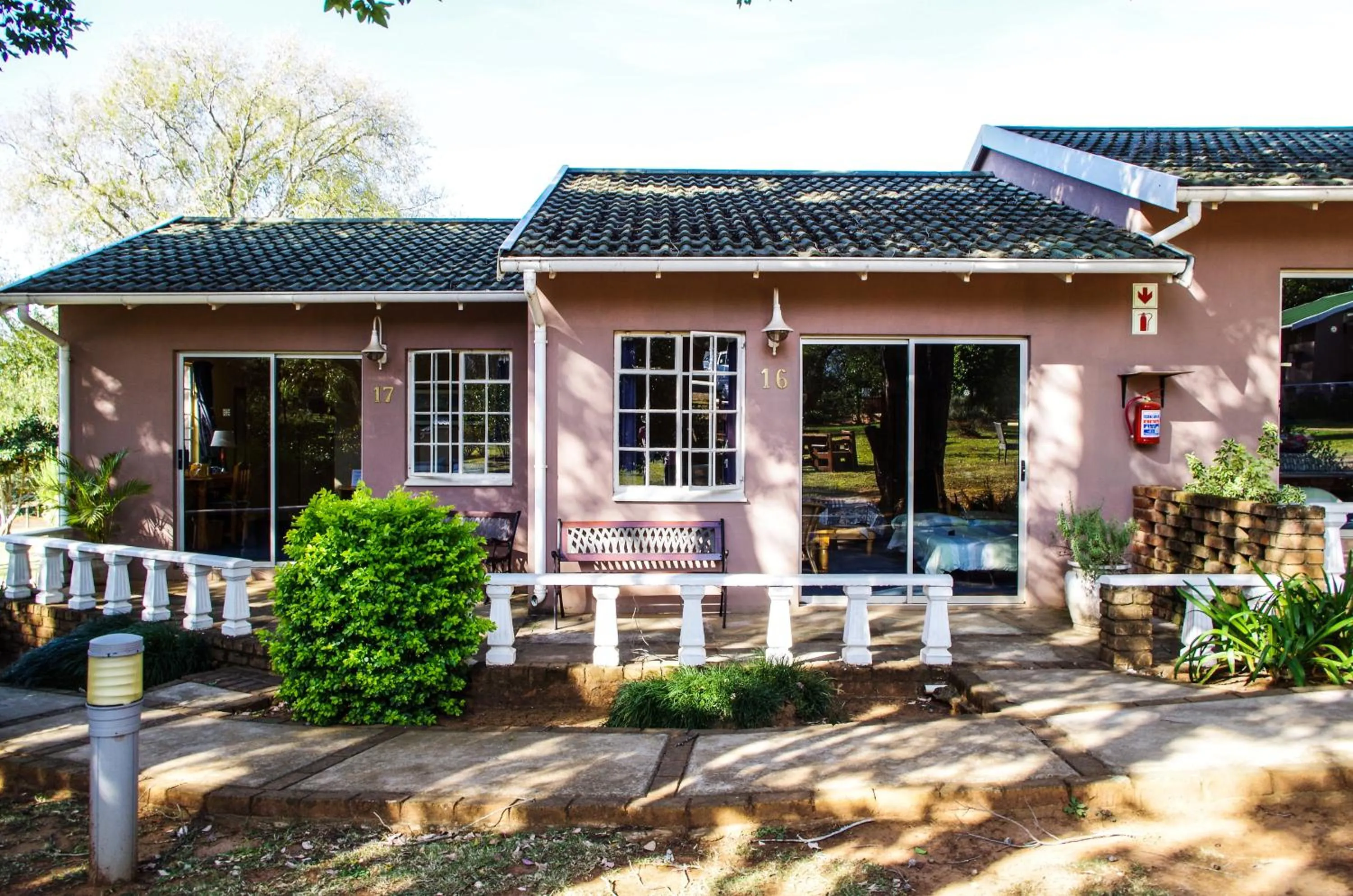 The Manderson Hotel and Conference Centre
