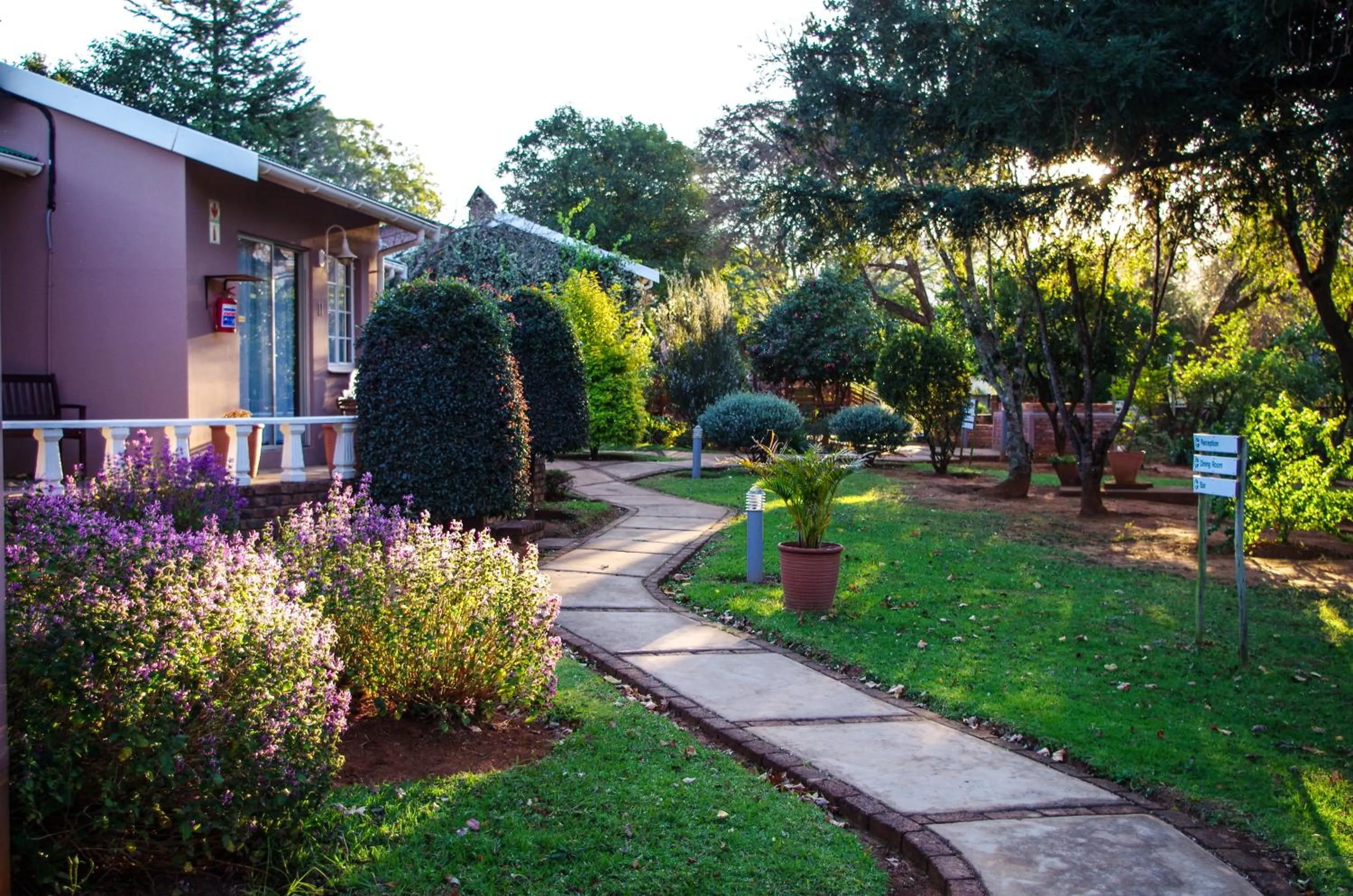 The Manderson Hotel and Conference Centre