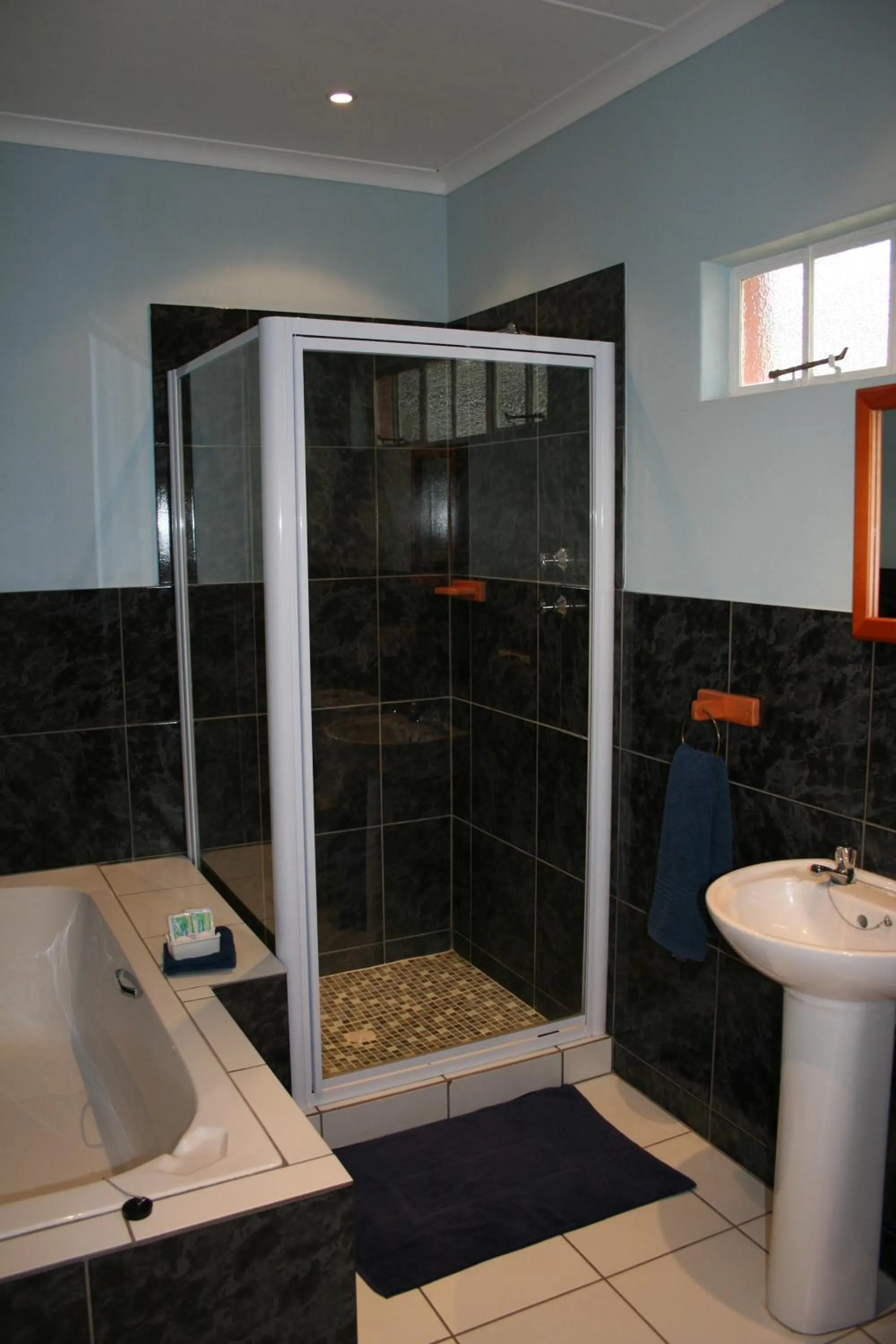 Bathroom in The Manderson Hotel and Conference Centre