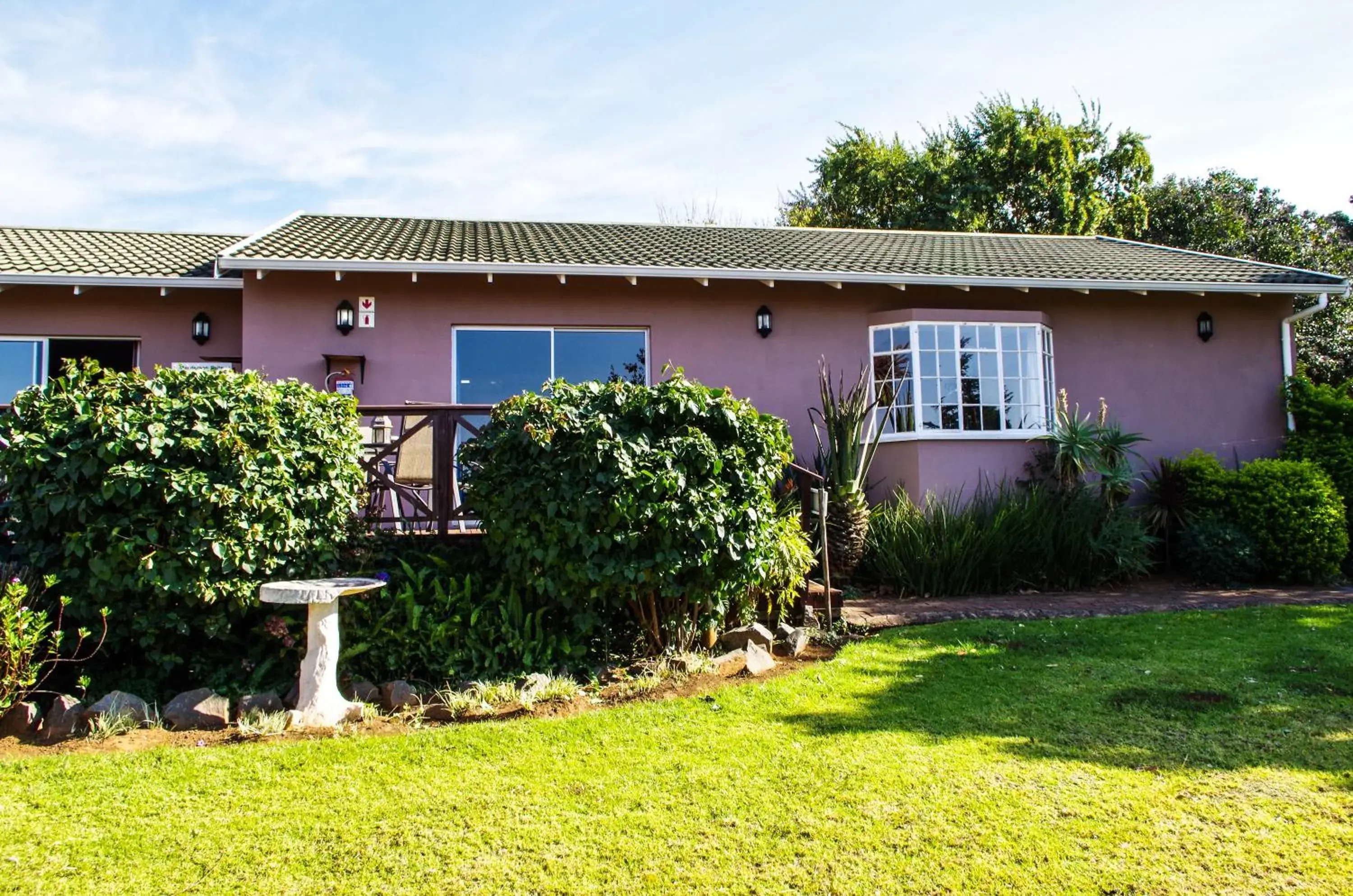 Two-Bedroom Suite in The Manderson Hotel and Conference Centre Two-Bedroom Suite in The Manderson Hotel and Conference Centre