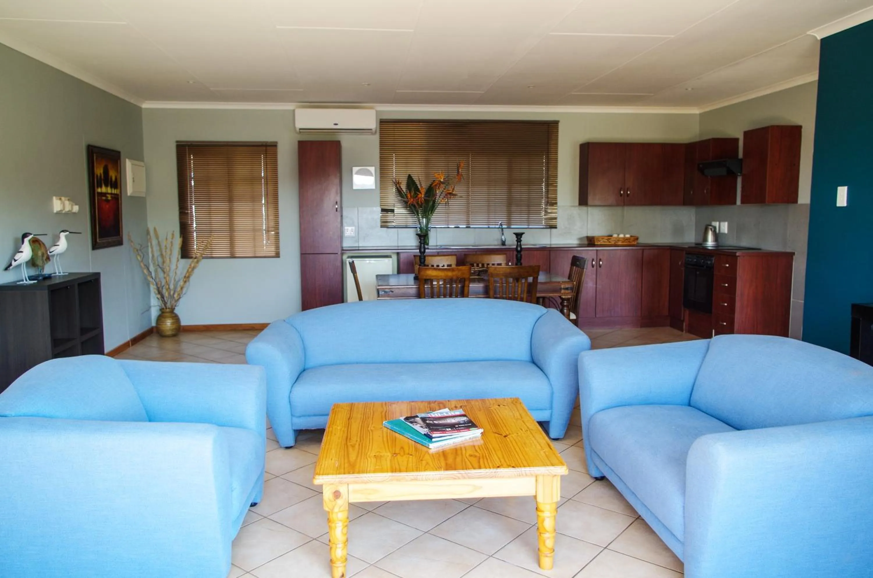Seating area in The Manderson Hotel and Conference Centre
